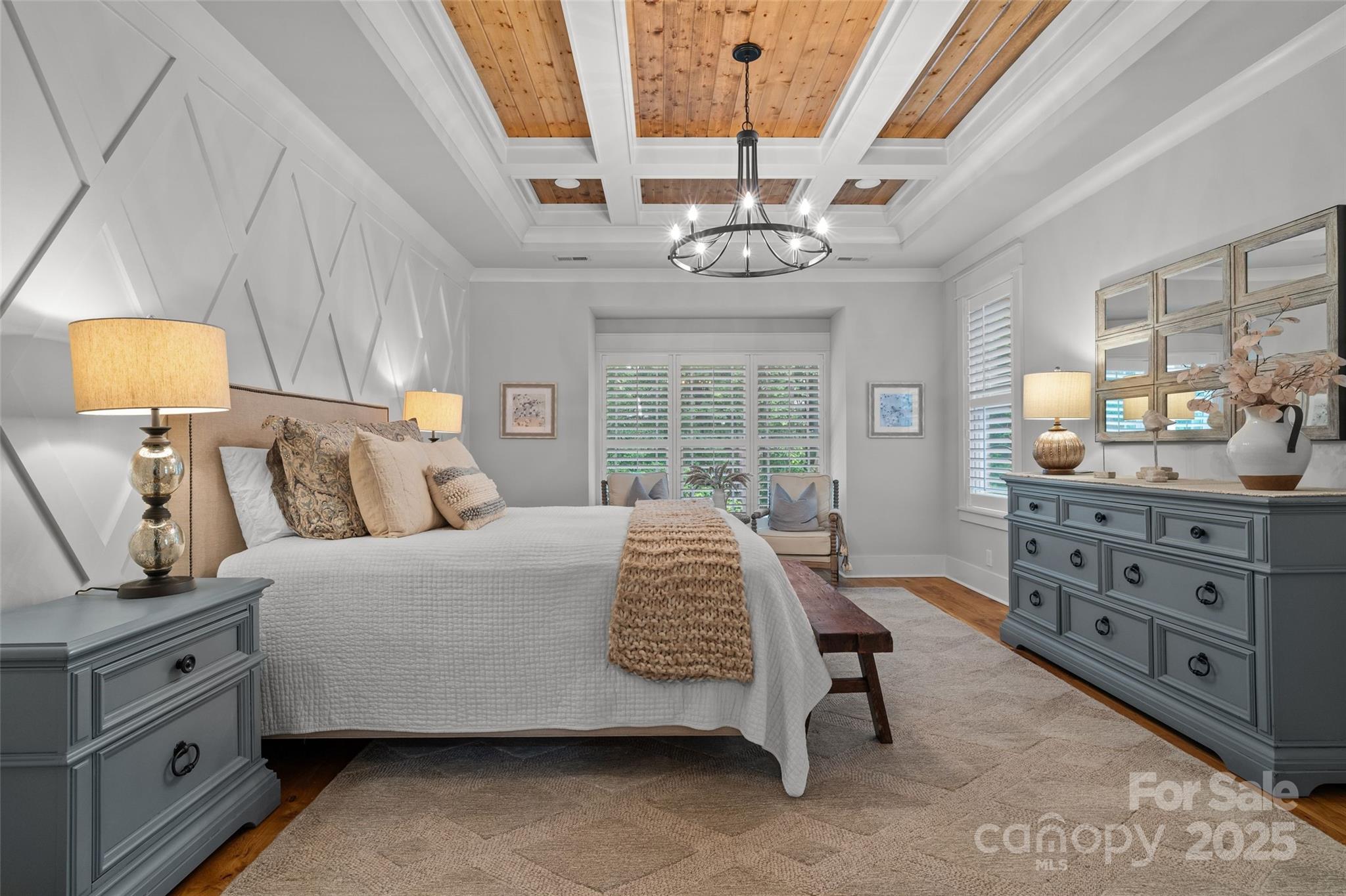 1381 Ridgewood Drive