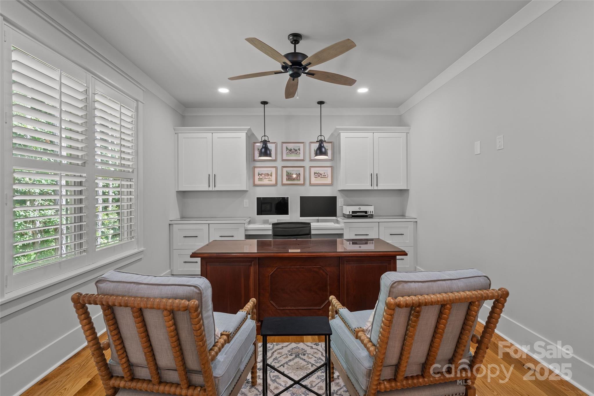 1381 Ridgewood Drive