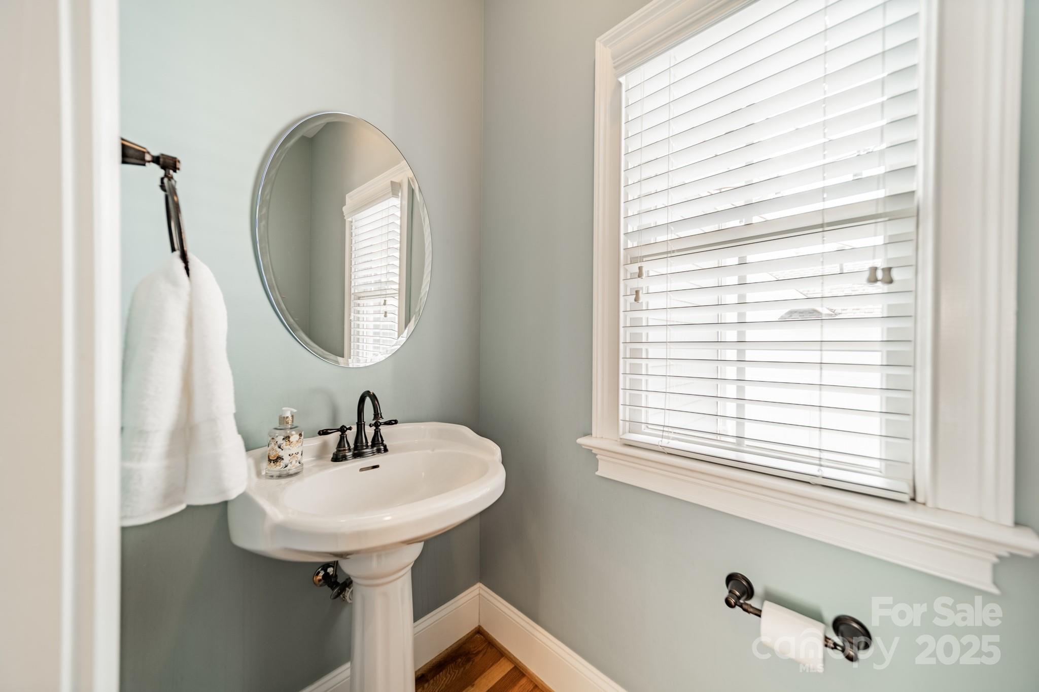 720 Shady Grove Crossing