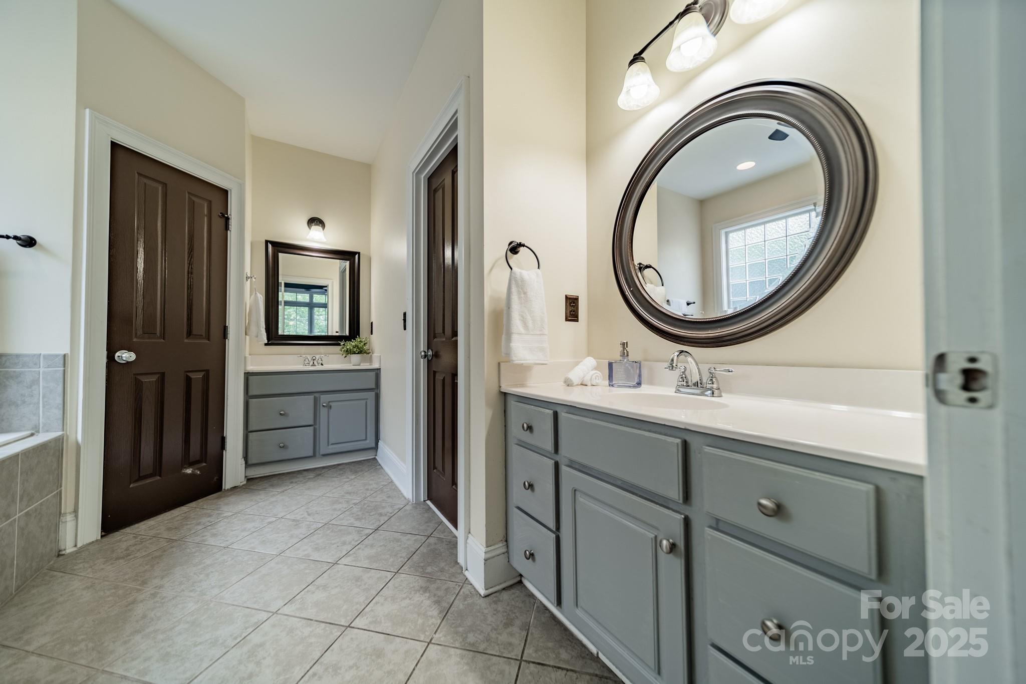 720 Shady Grove Crossing