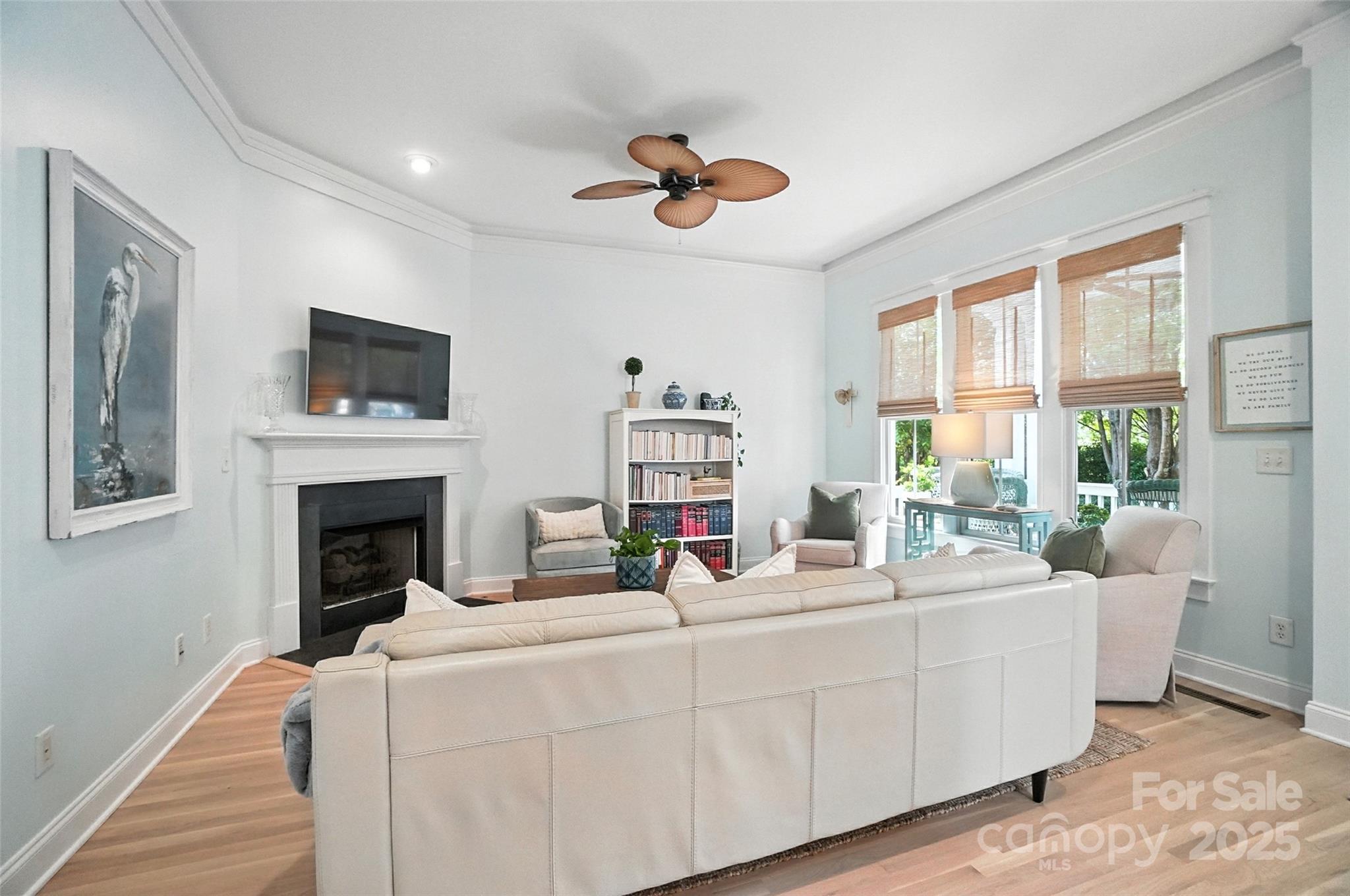 1379 Barnett Woods