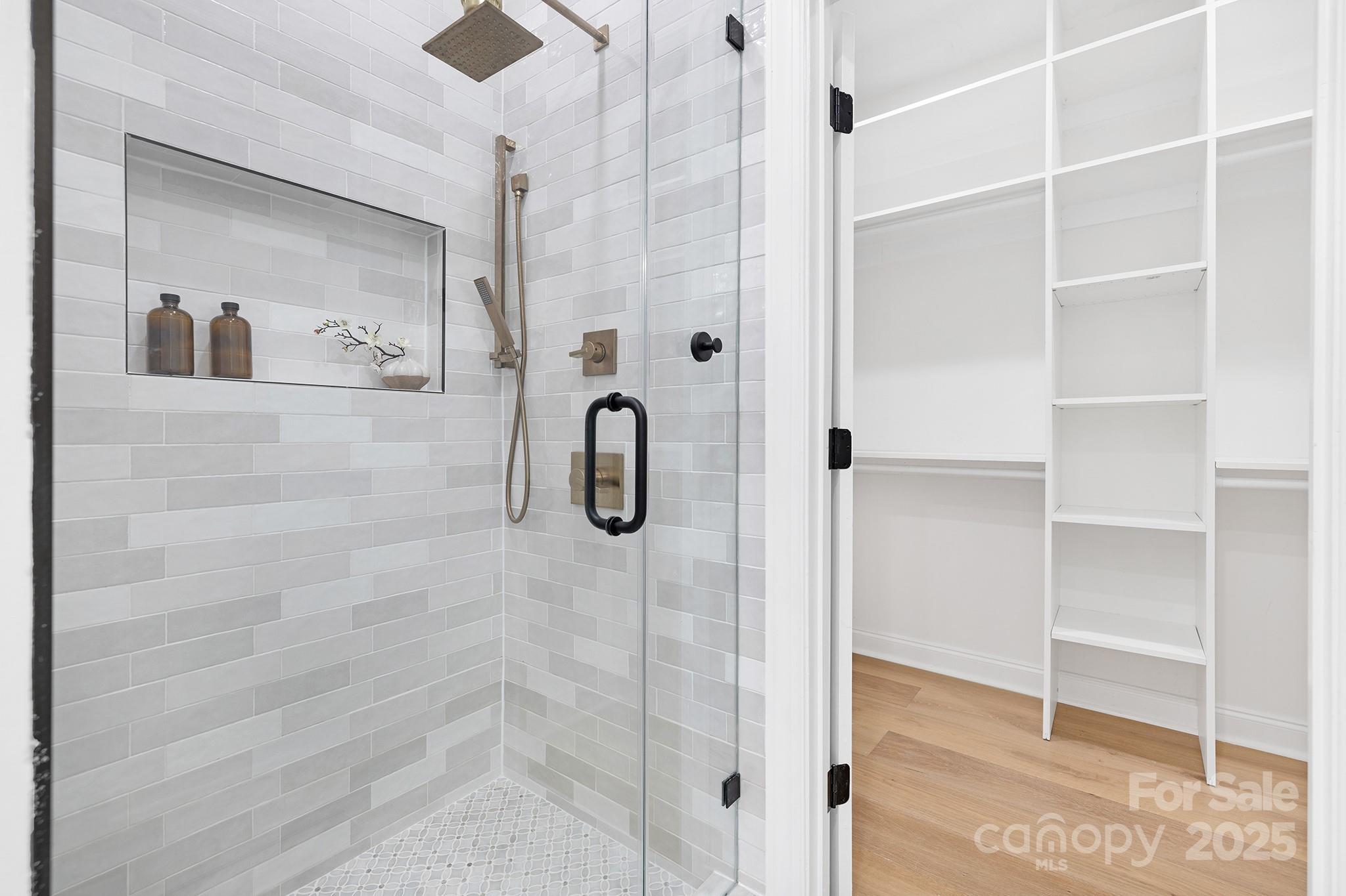 1728 Catherine Lothie Way