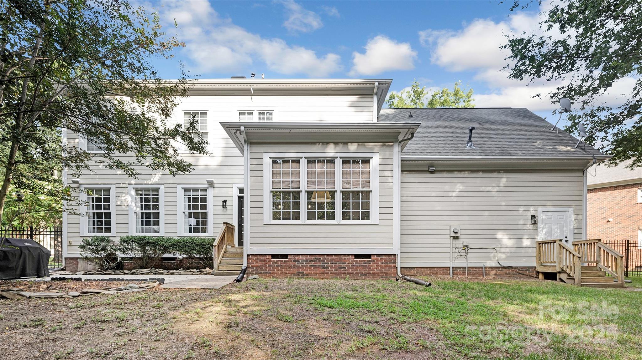 1728 Catherine Lothie Way