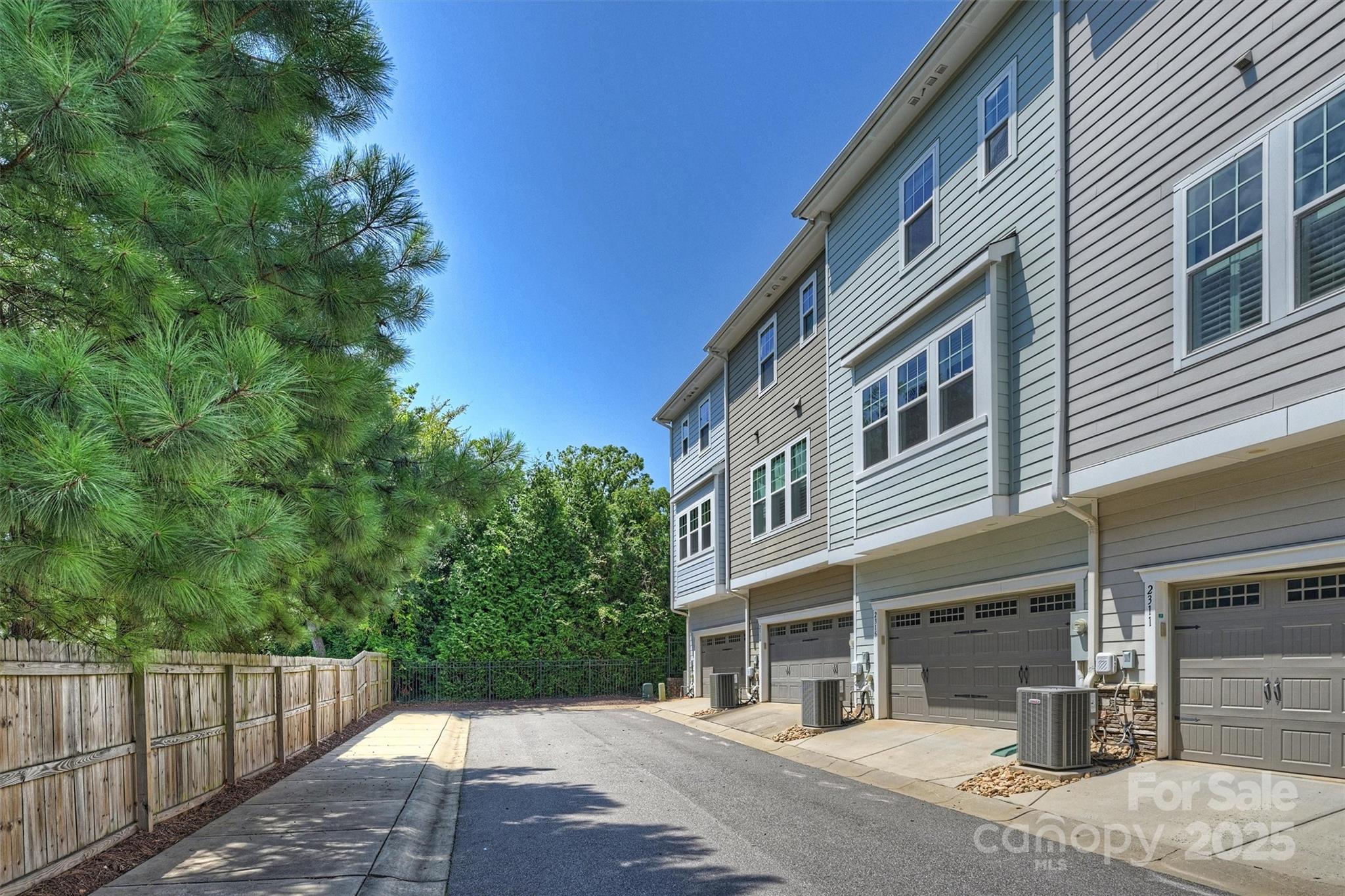 2315 Crockett Park Place