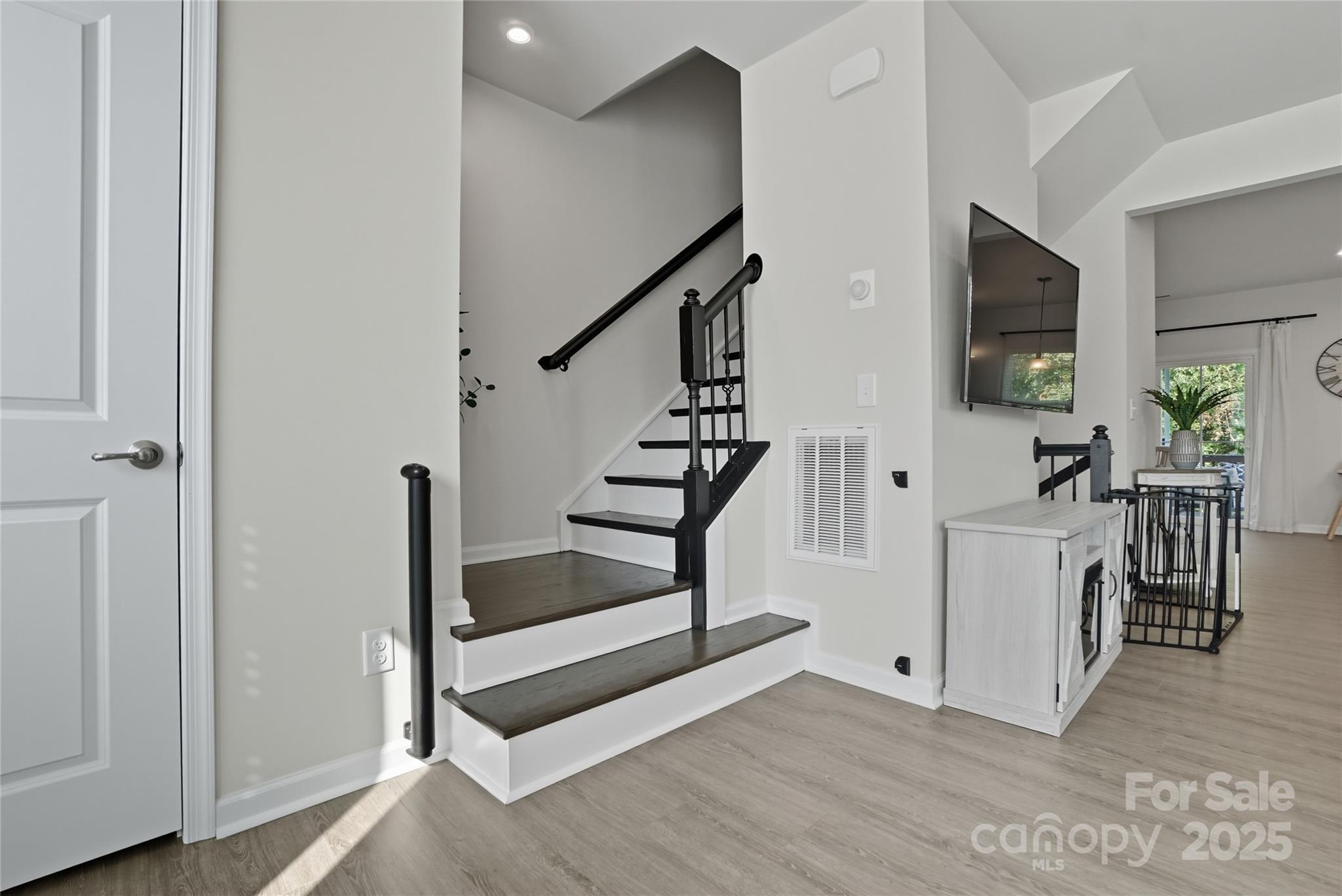 2637 Grantham Place Drive