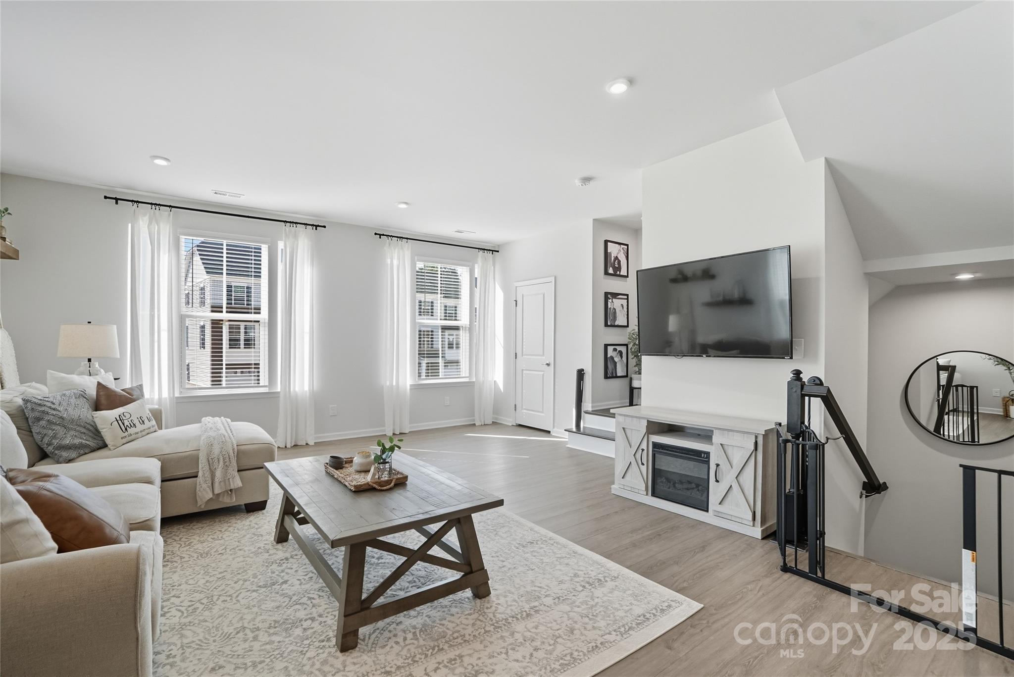 2637 Grantham Place Drive