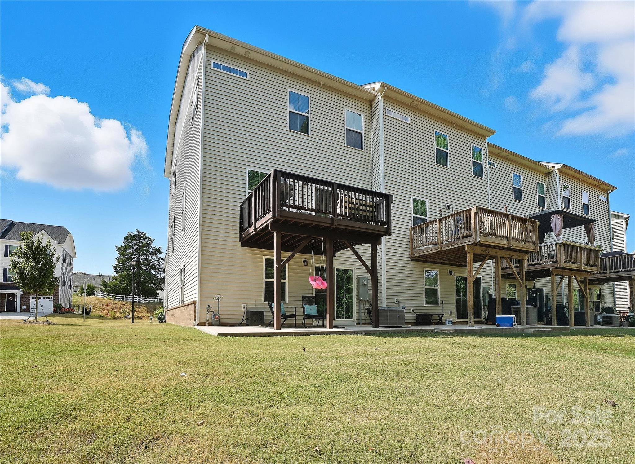2637 Grantham Place Drive