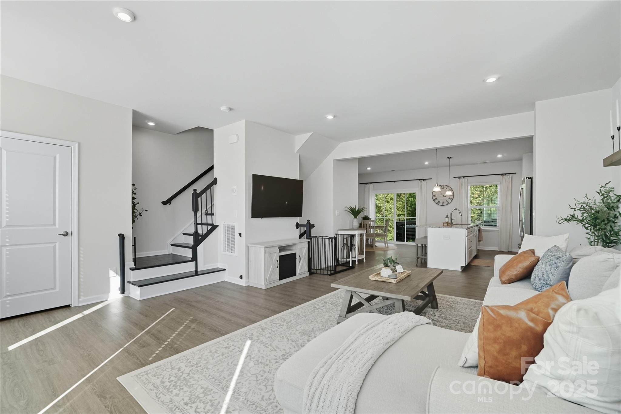 2637 Grantham Place Drive