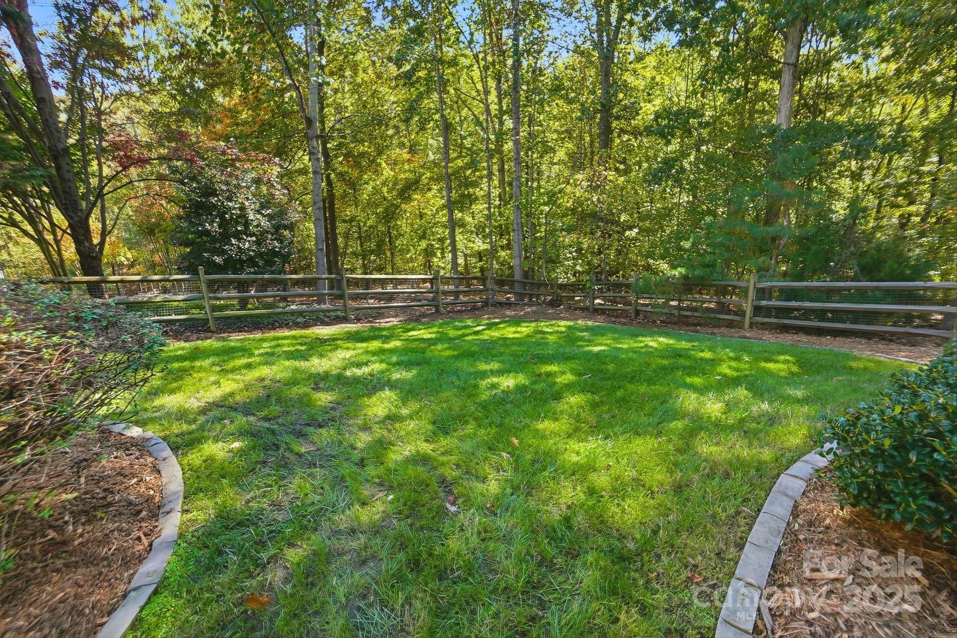 2424 Commons Court