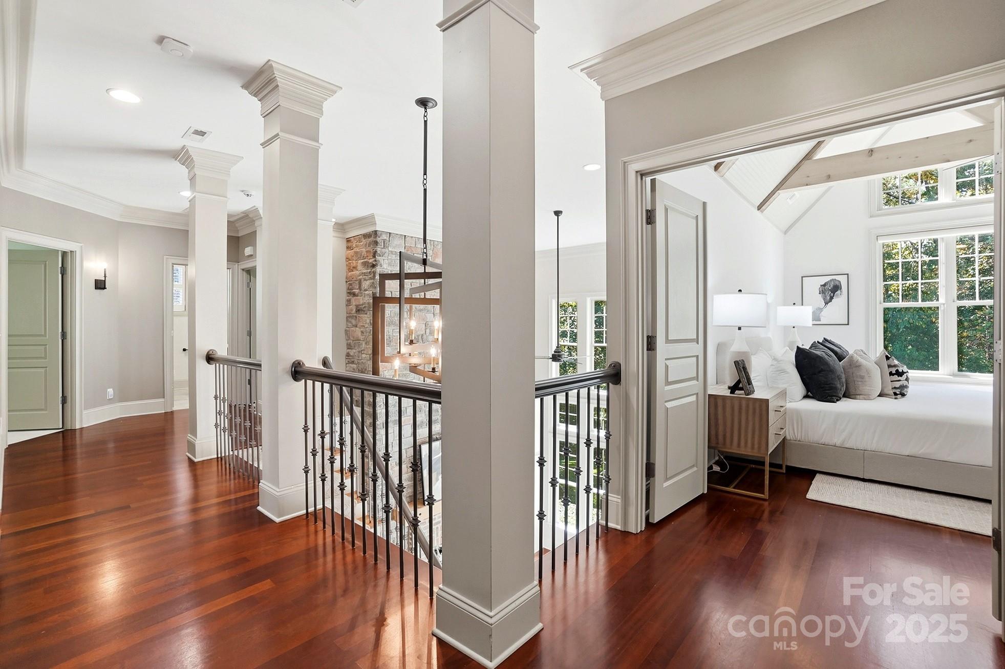 2424 Commons Court
