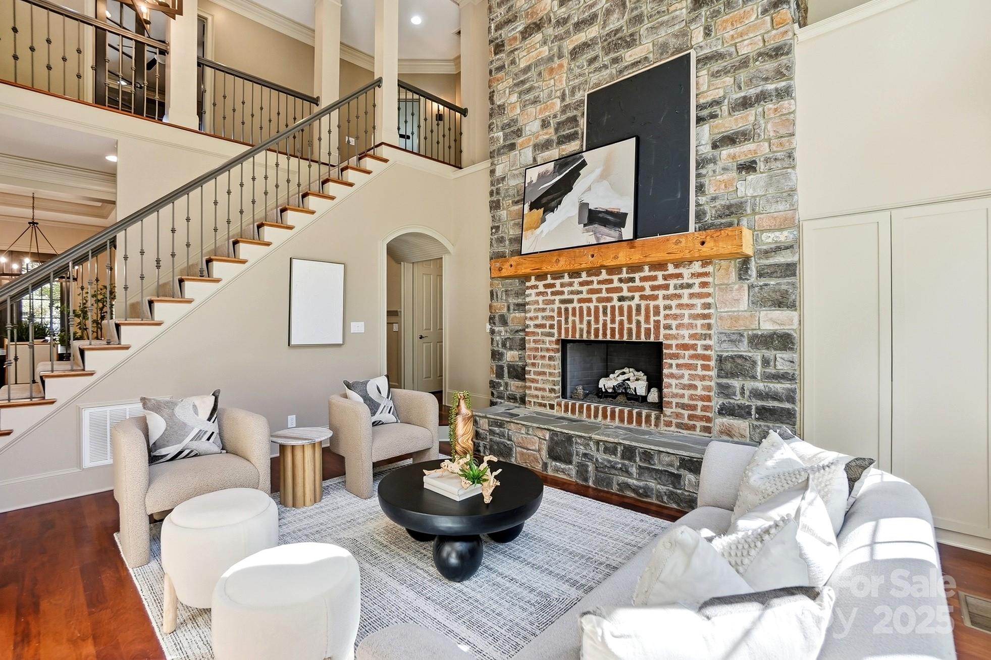 2424 Commons Court