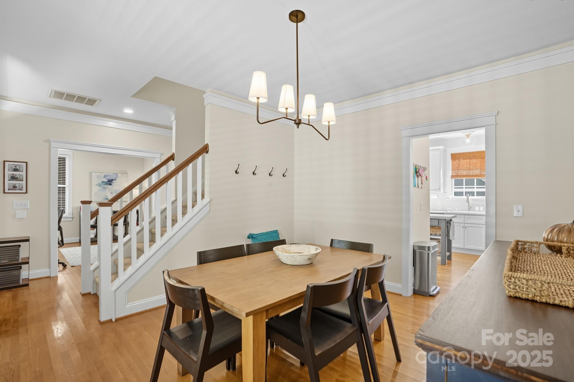 911 Cara Court