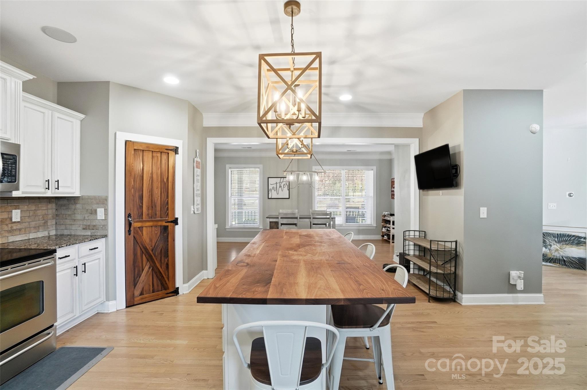 613 Adams Ridge Drive