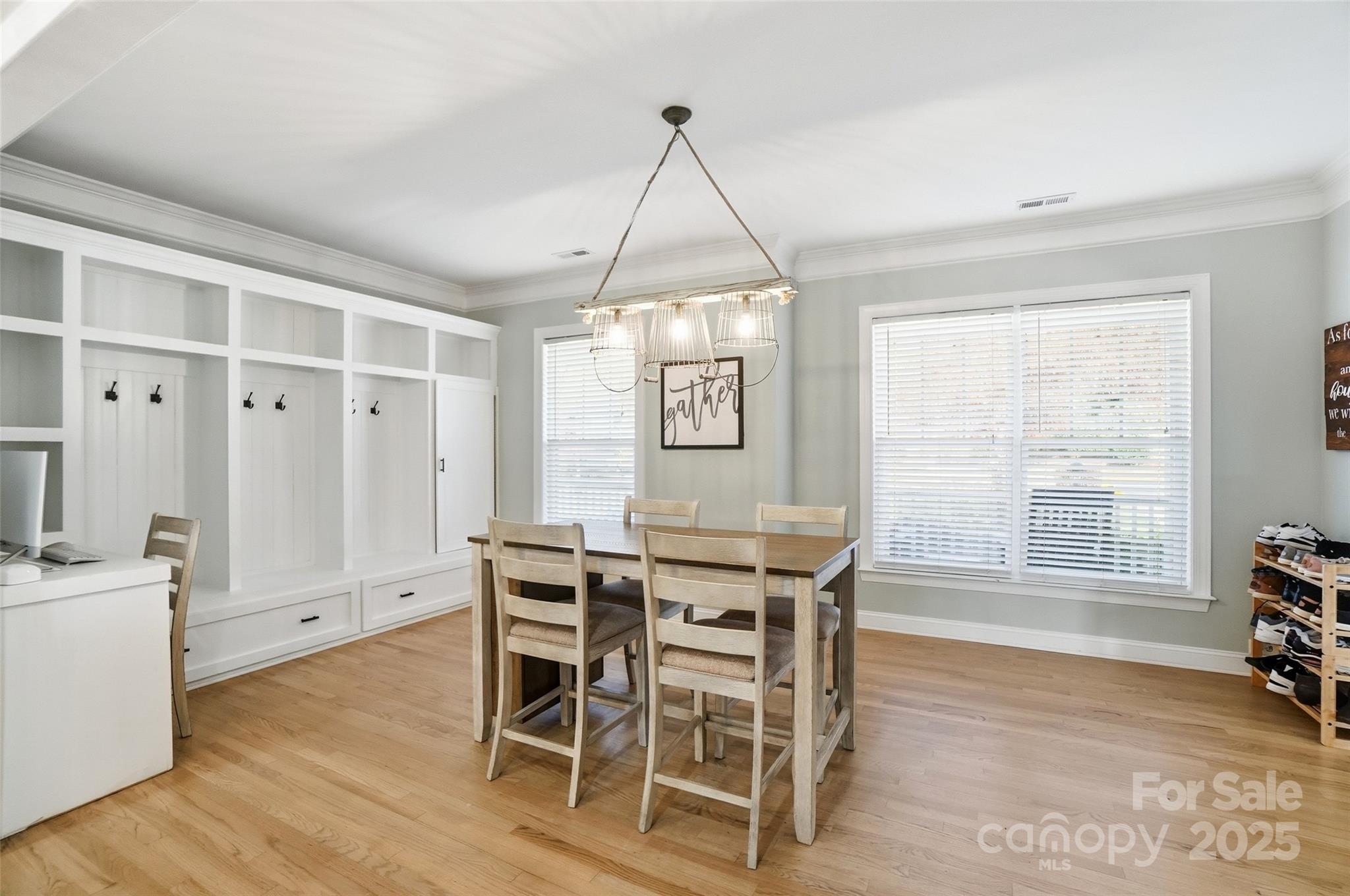 613 Adams Ridge Drive