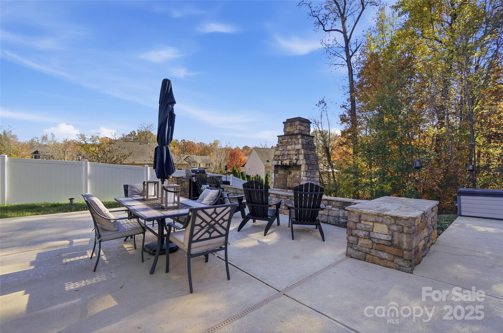 613 Adams Ridge Drive