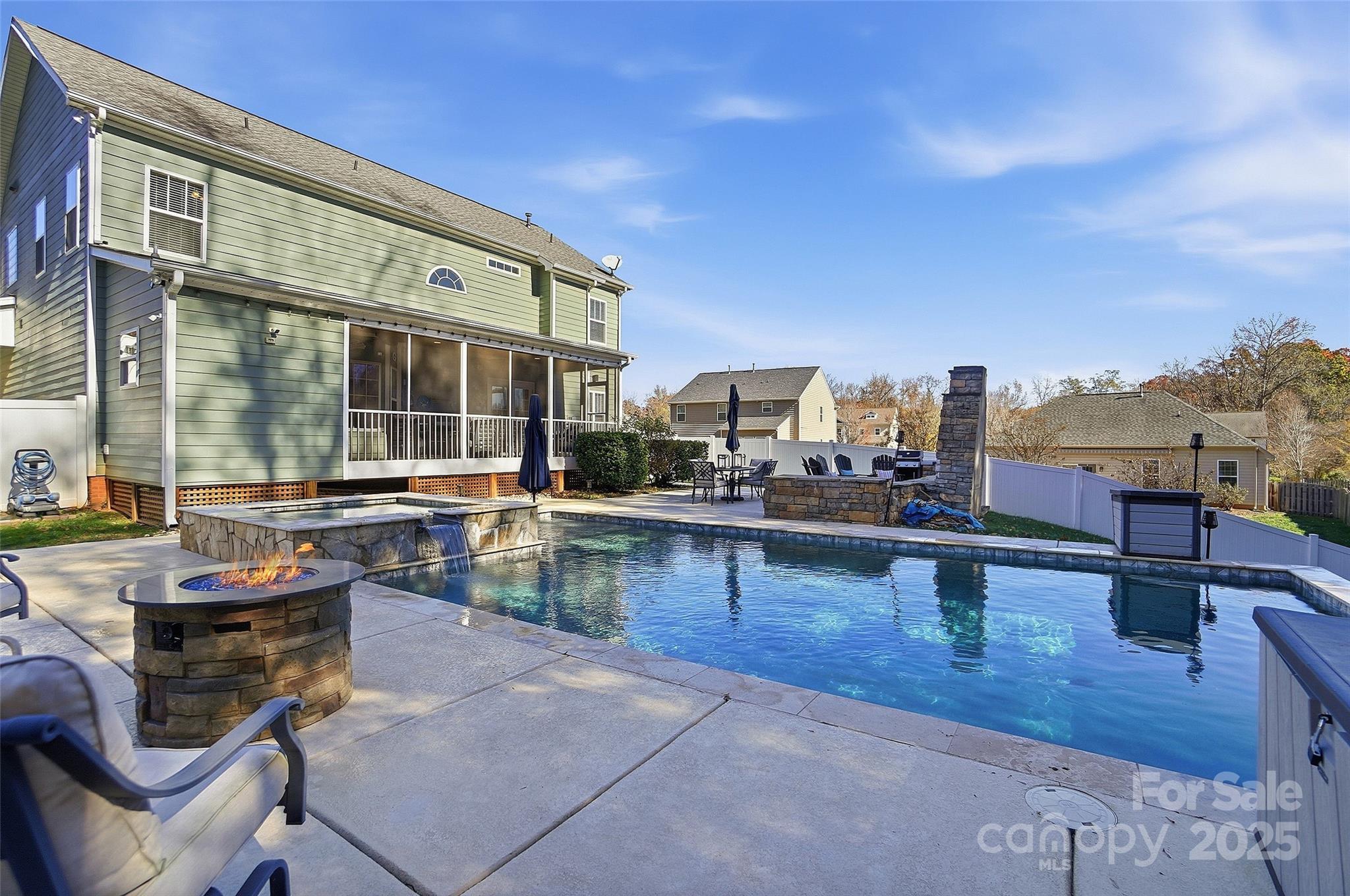 613 Adams Ridge Drive