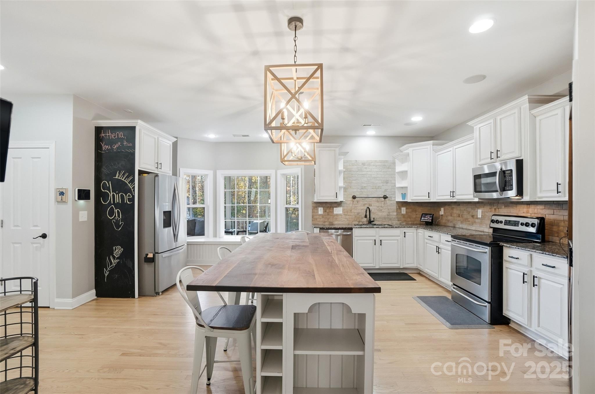 613 Adams Ridge Drive