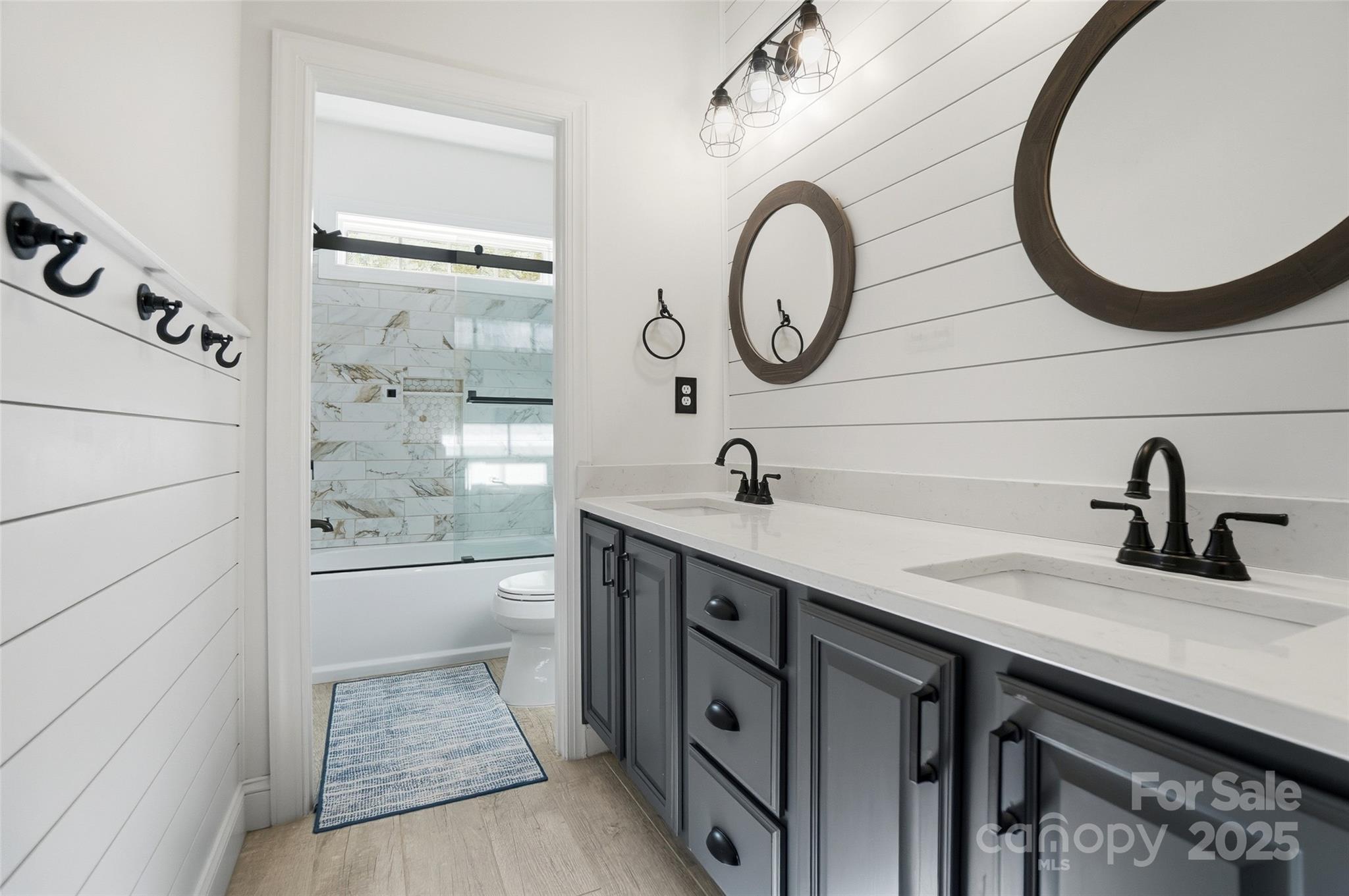 613 Adams Ridge Drive