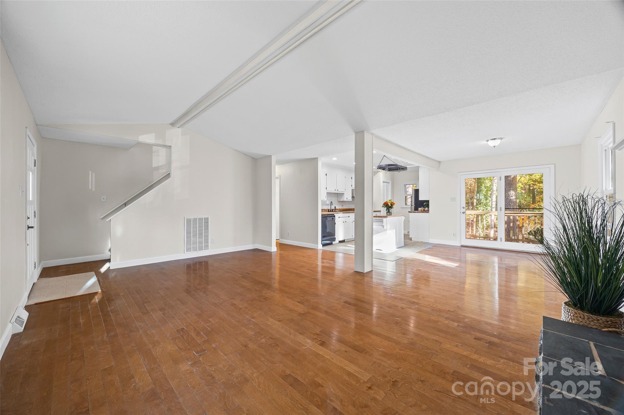 2137 Manawa Lane