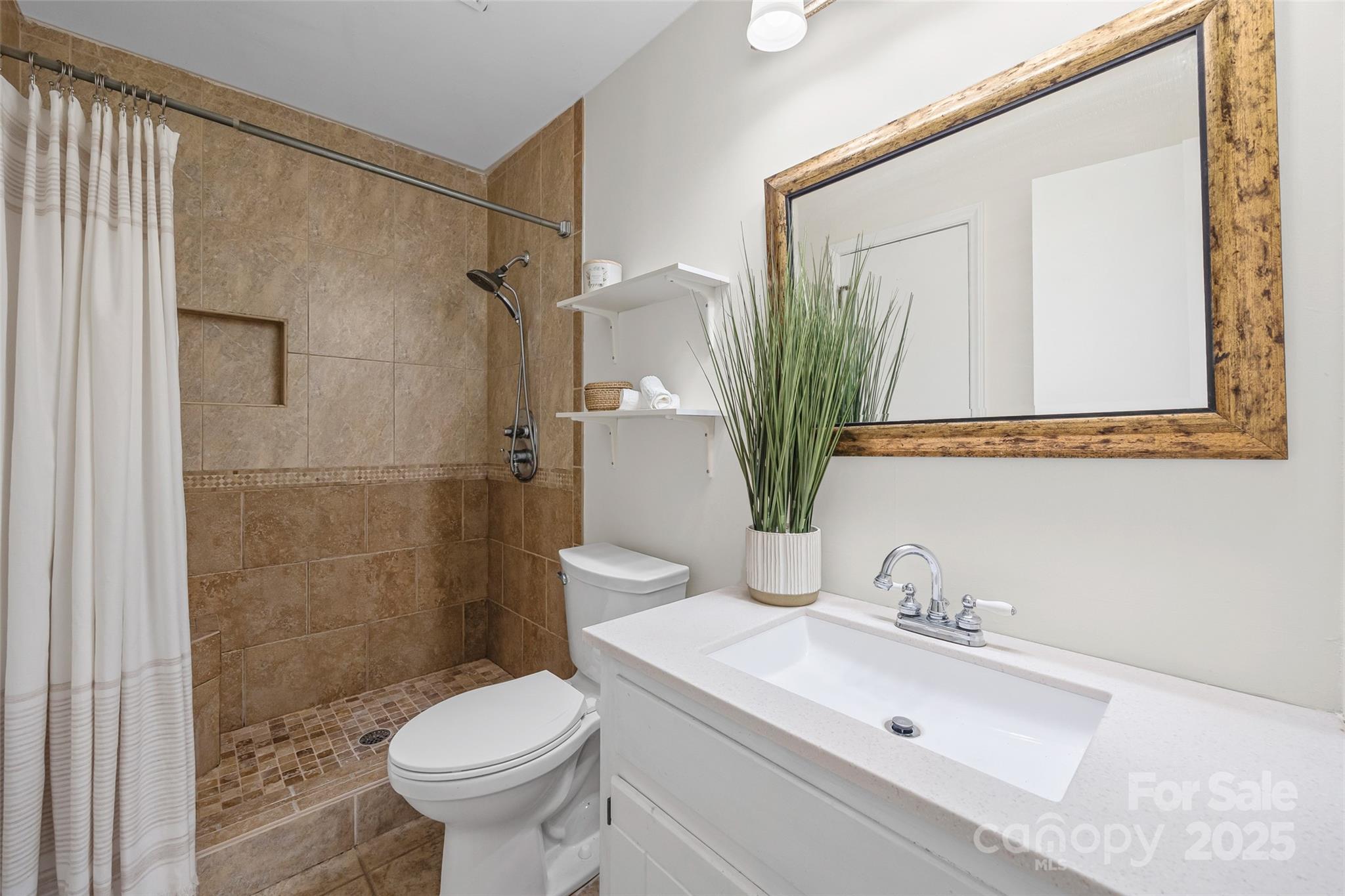 2137 Manawa Lane
