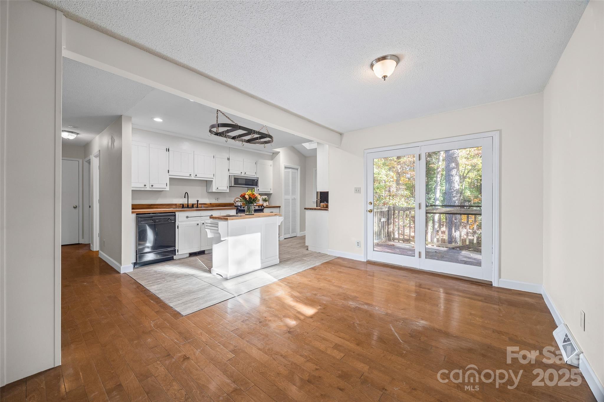 2137 Manawa Lane
