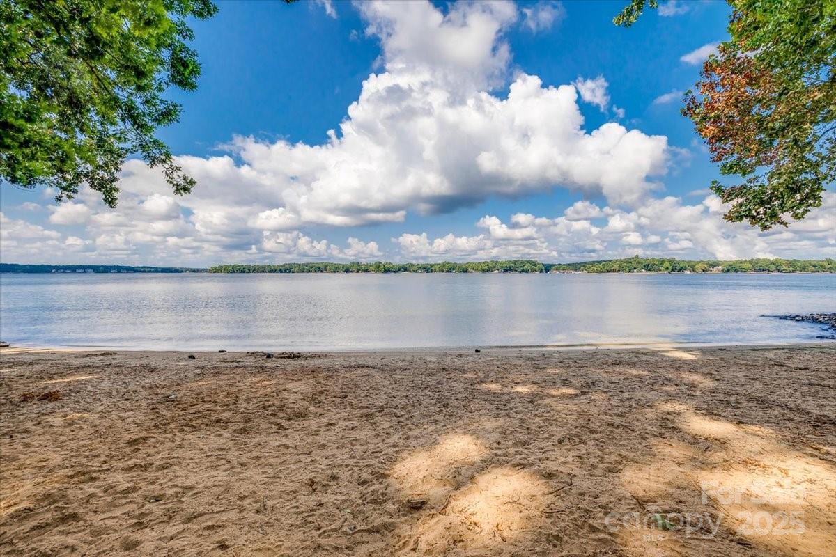 2137 Manawa Lane