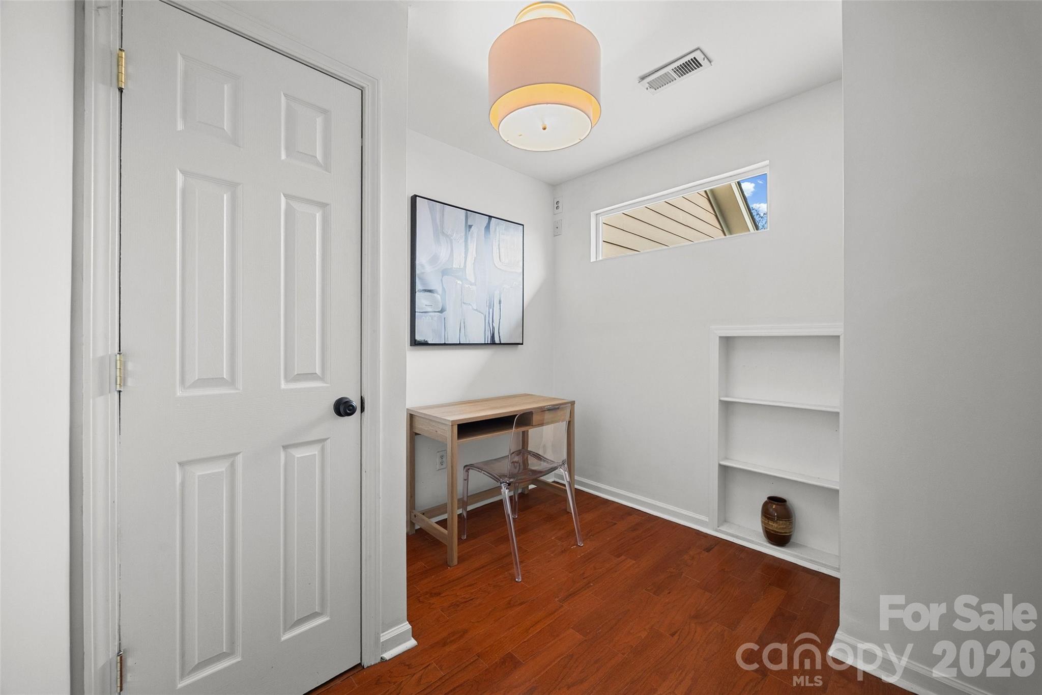 1049 Market Street