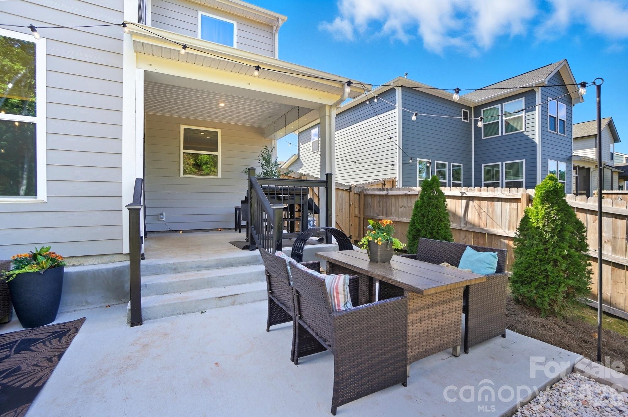 1563 Cedar Tree Drive