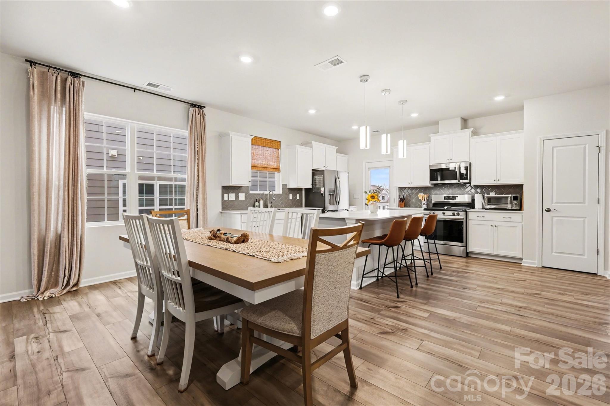 1709 Otter Perch Lane