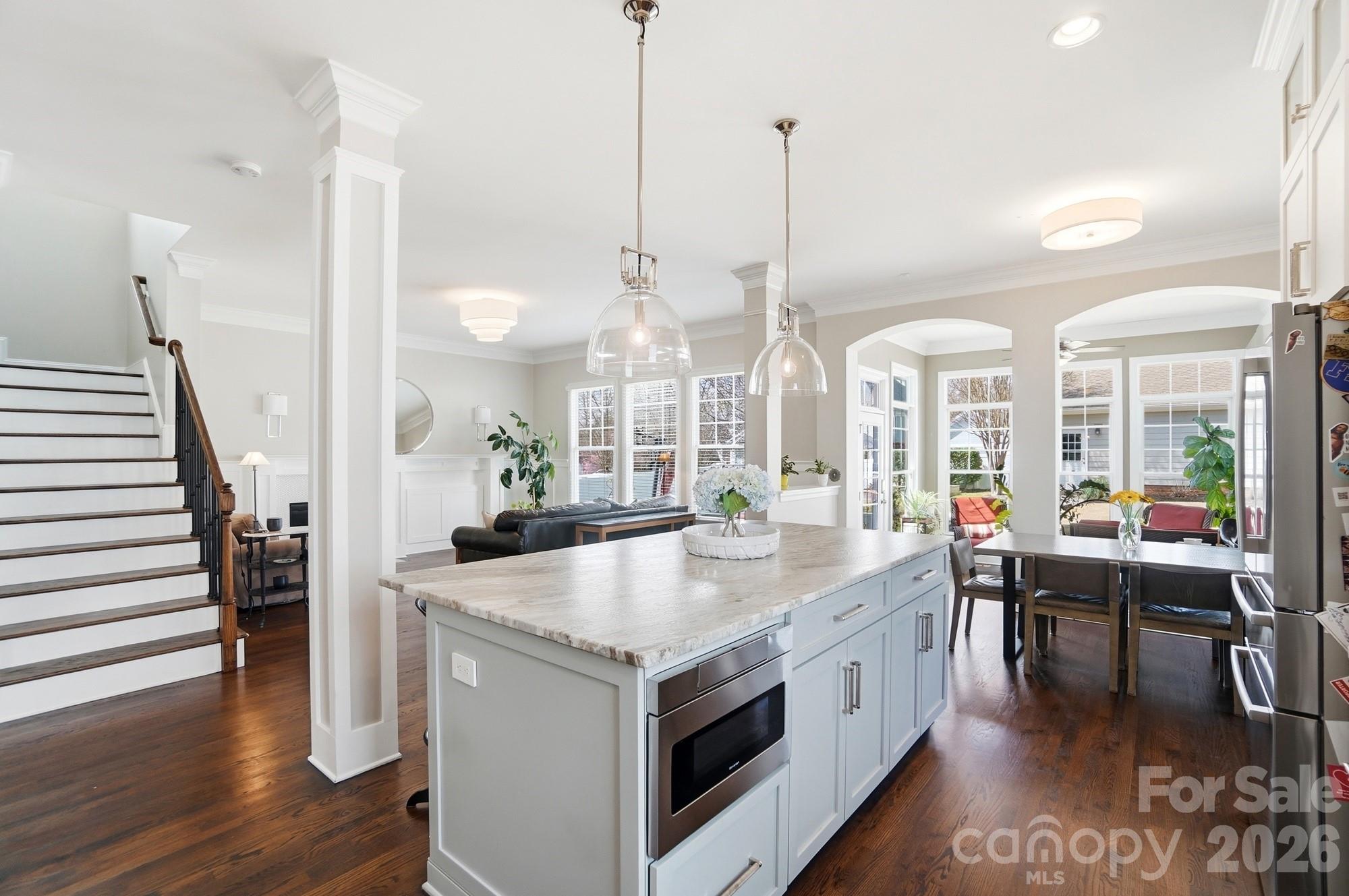 4261 Birkshire Heights