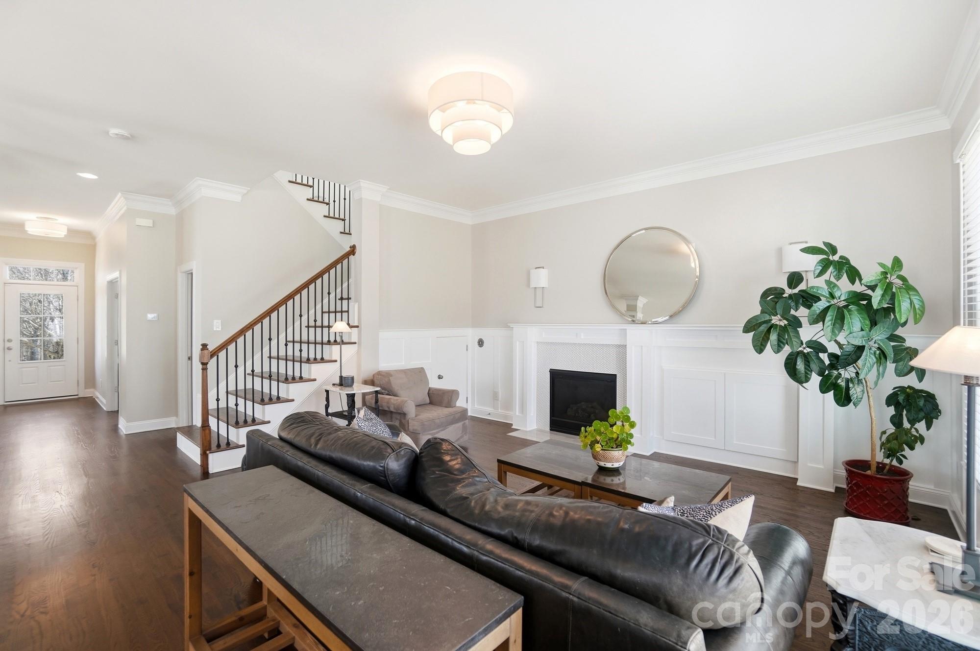 4261 Birkshire Heights