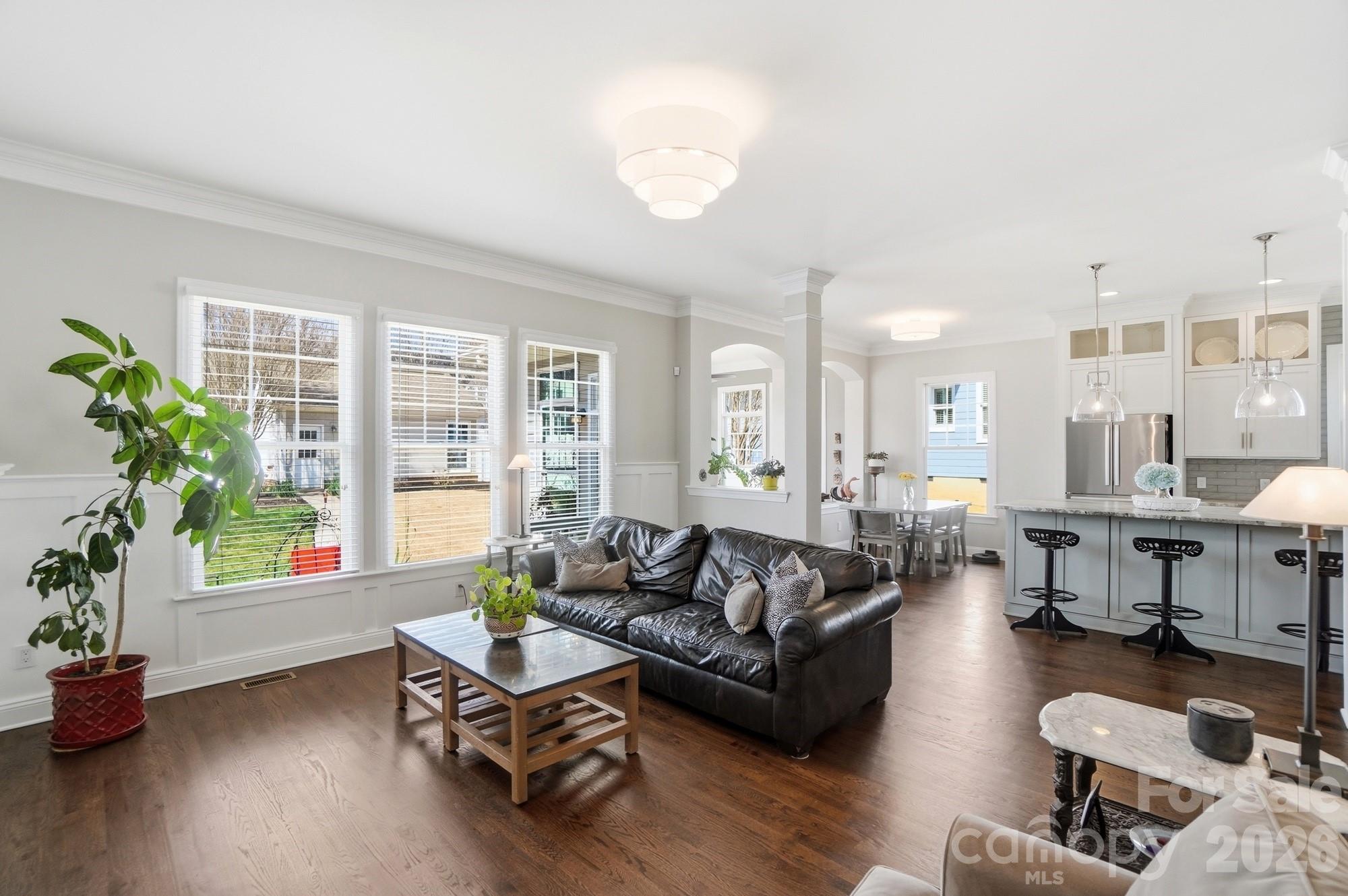 4261 Birkshire Heights