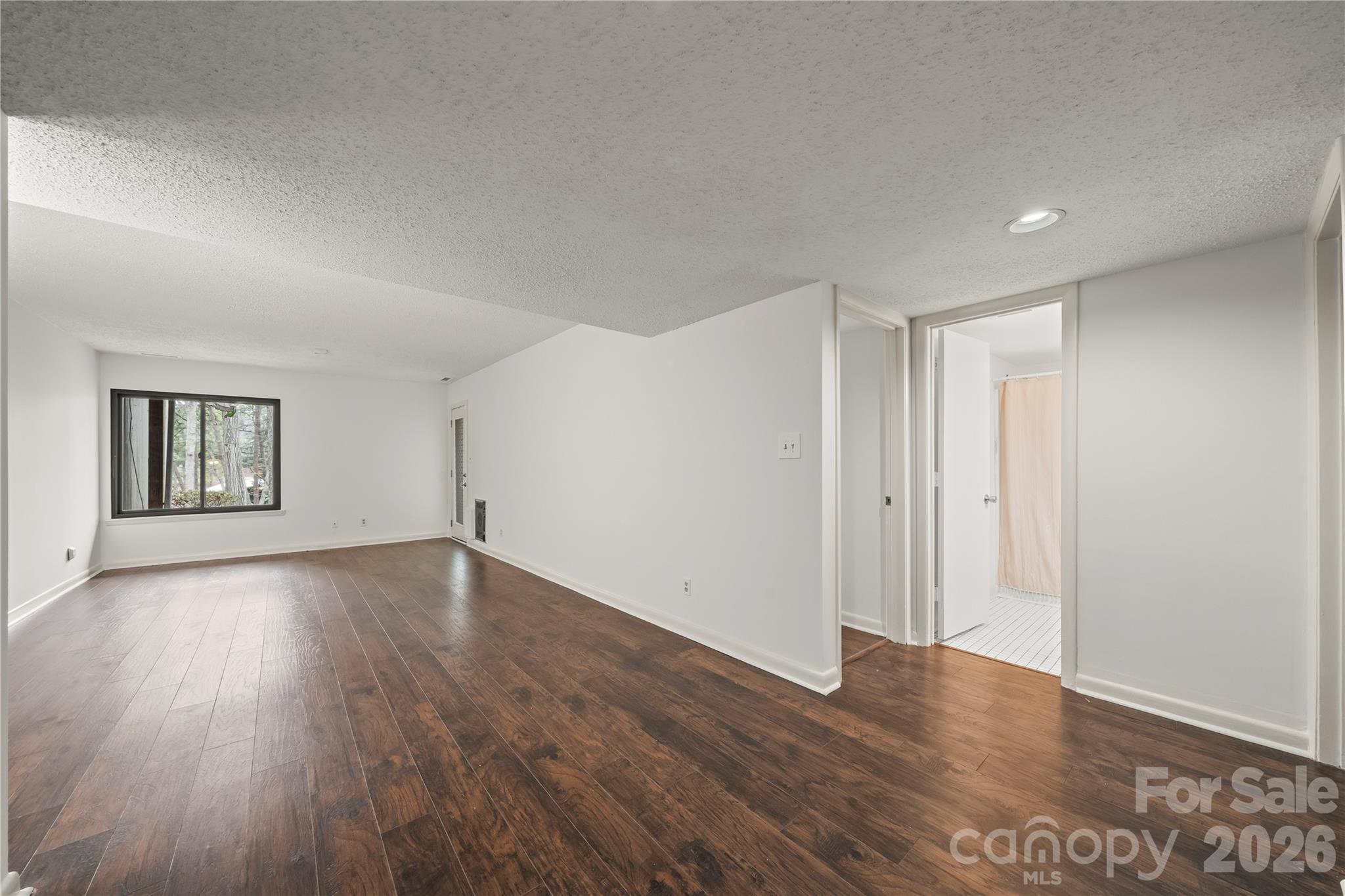 215 Riverview Terrace