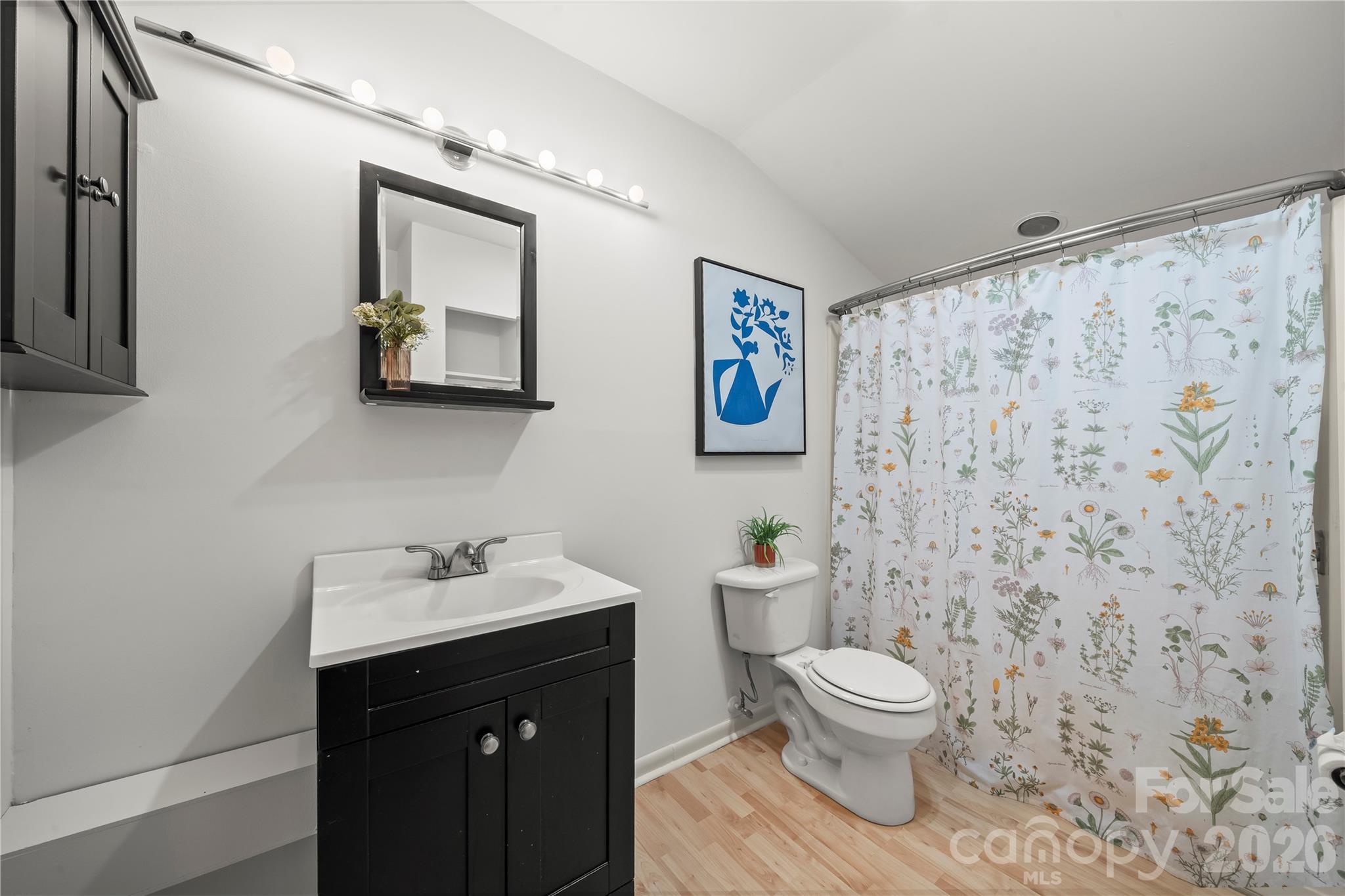 215 Riverview Terrace