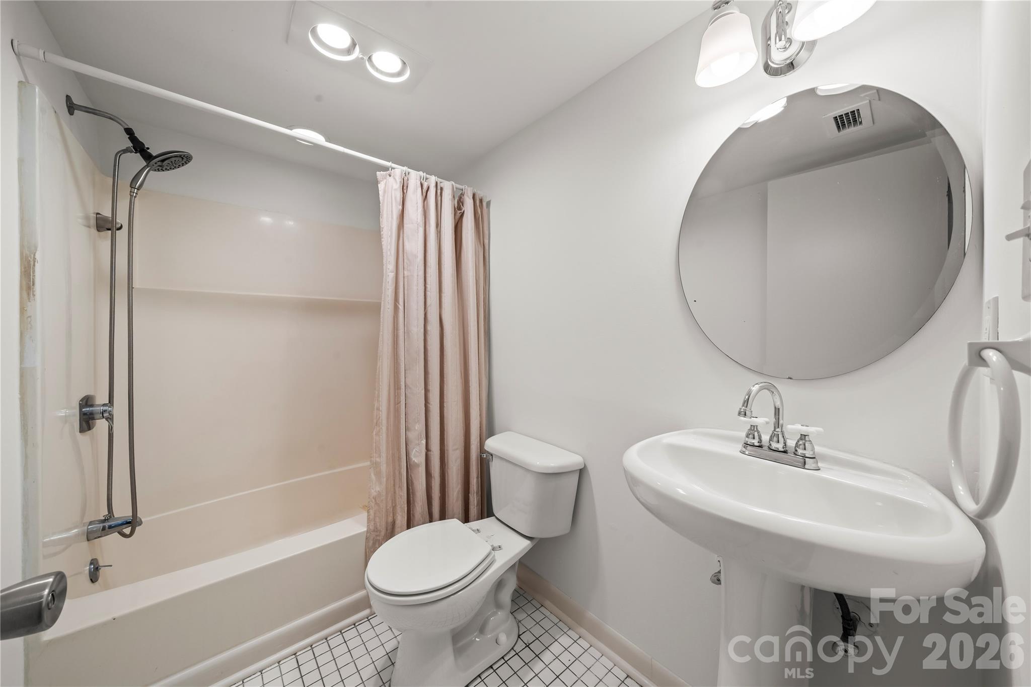 215 Riverview Terrace