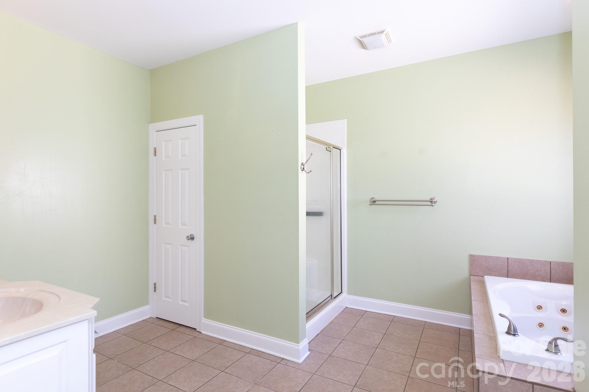 1525 Garrett Landen Drive