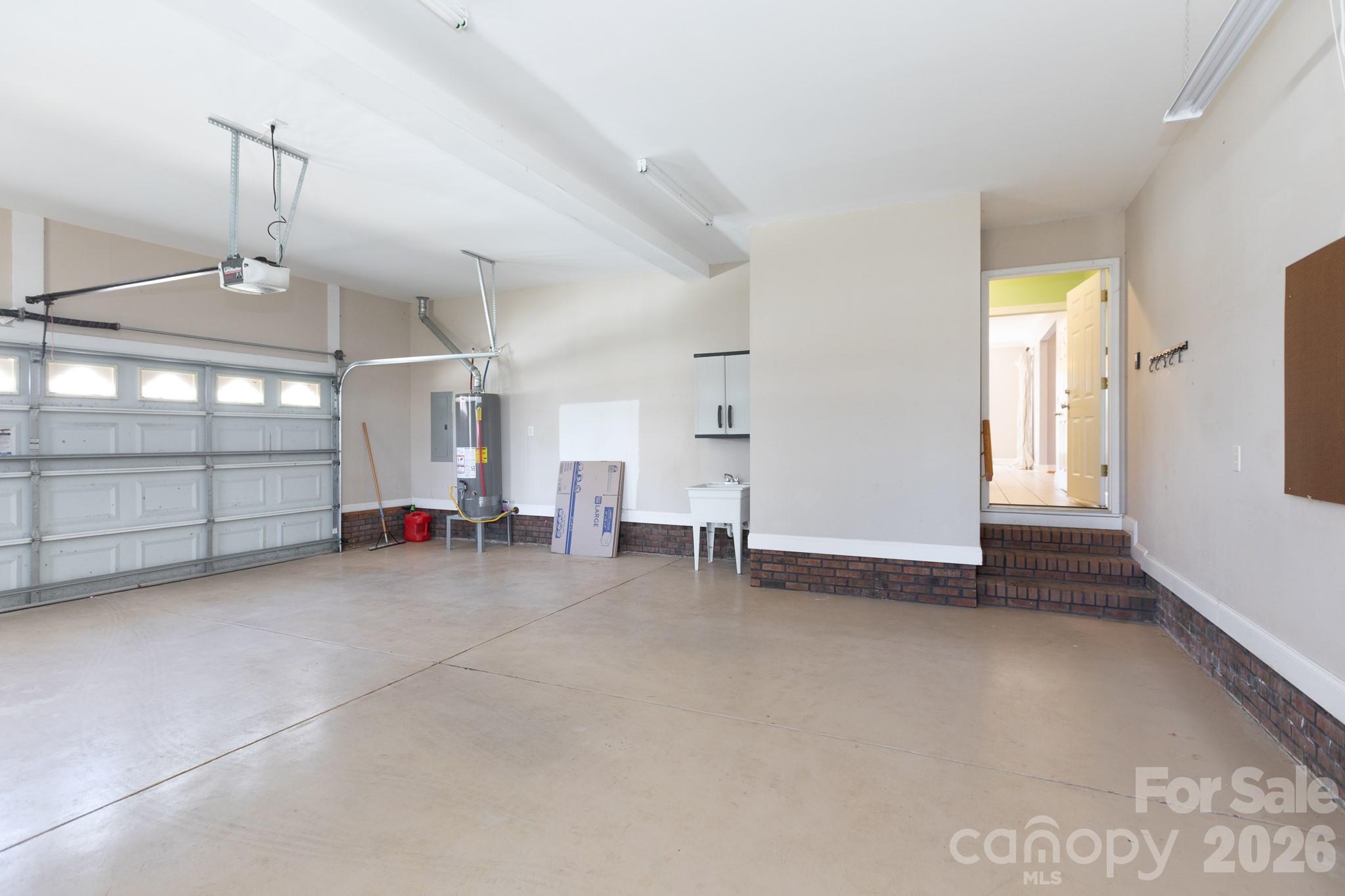 1525 Garrett Landen Drive