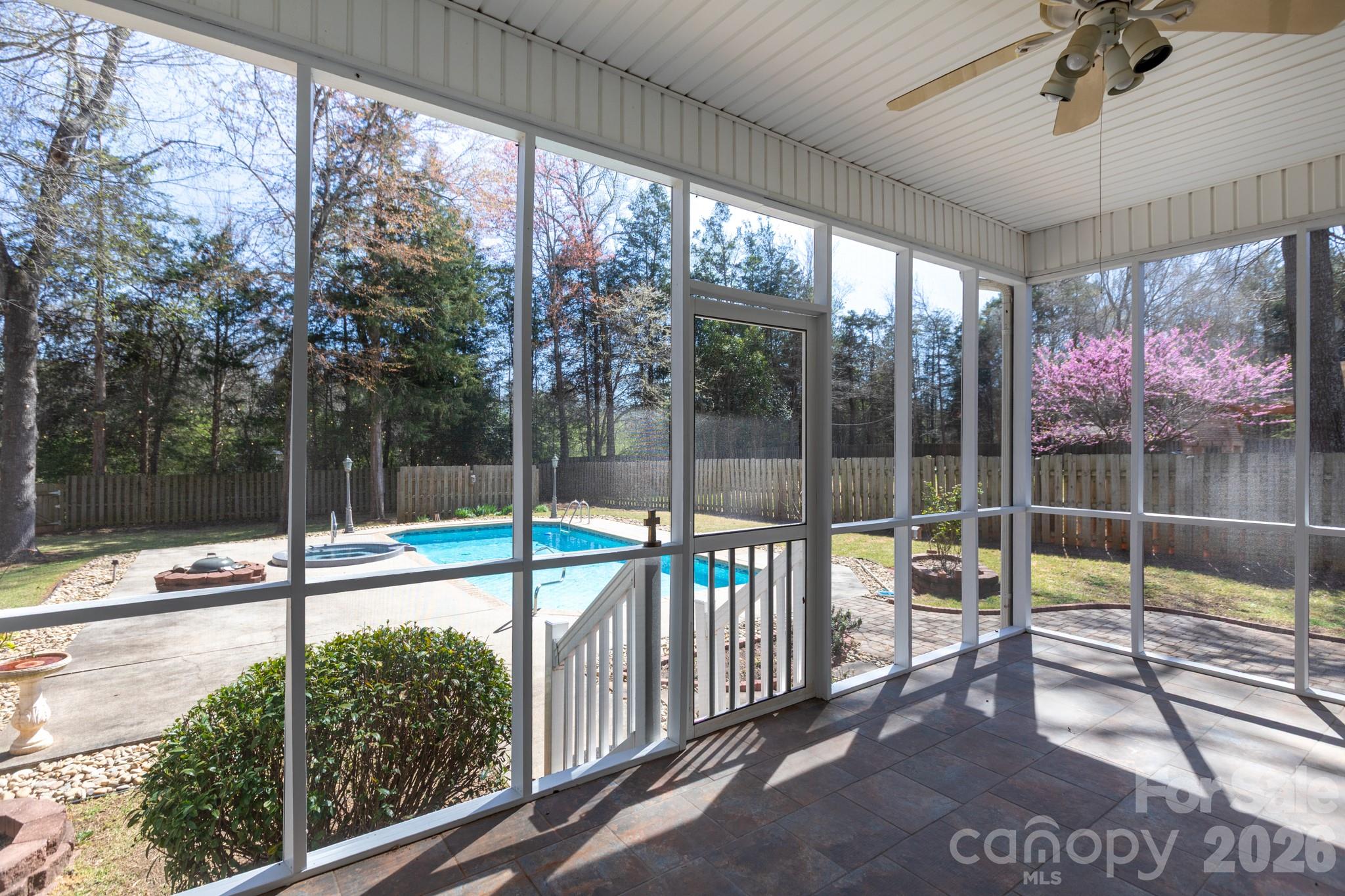 1525 Garrett Landen Drive
