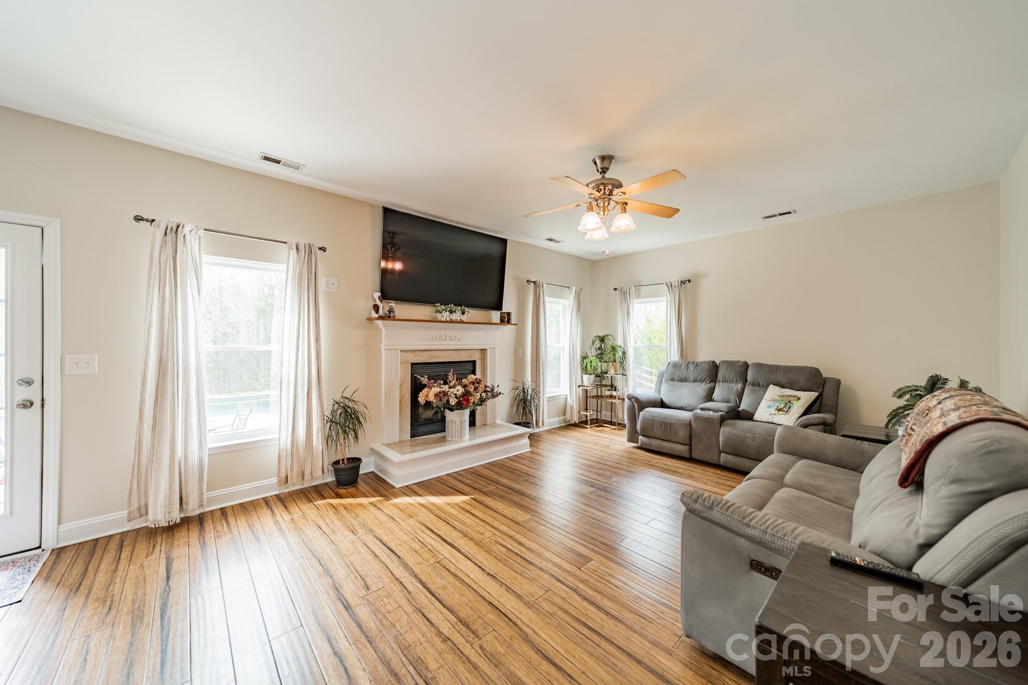 149 EdgeHill Drive