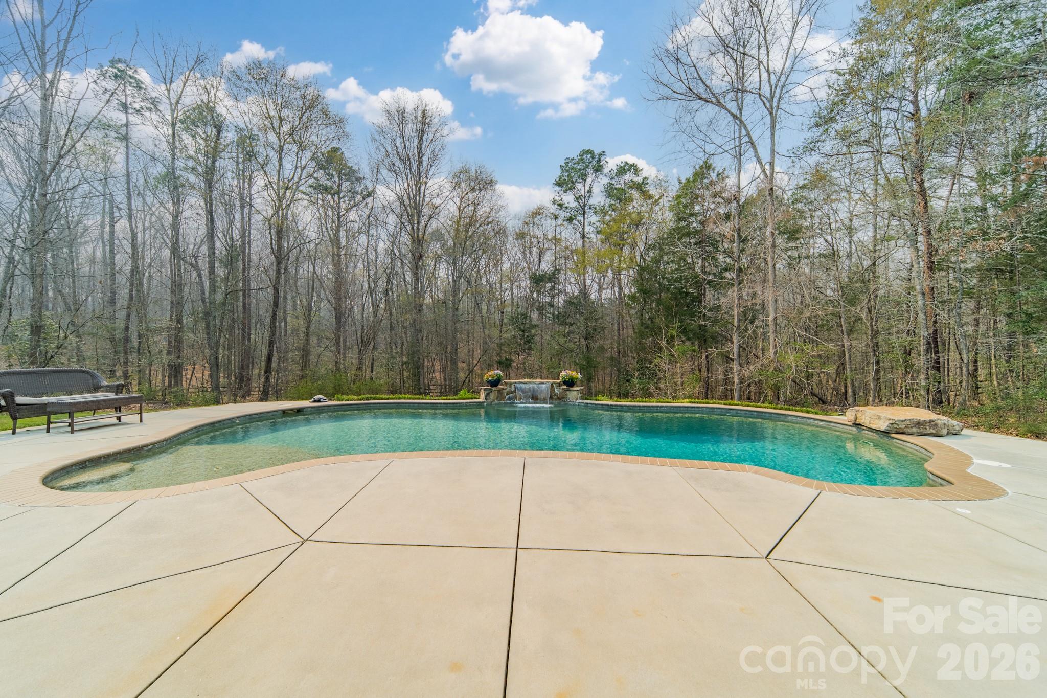 149 EdgeHill Drive