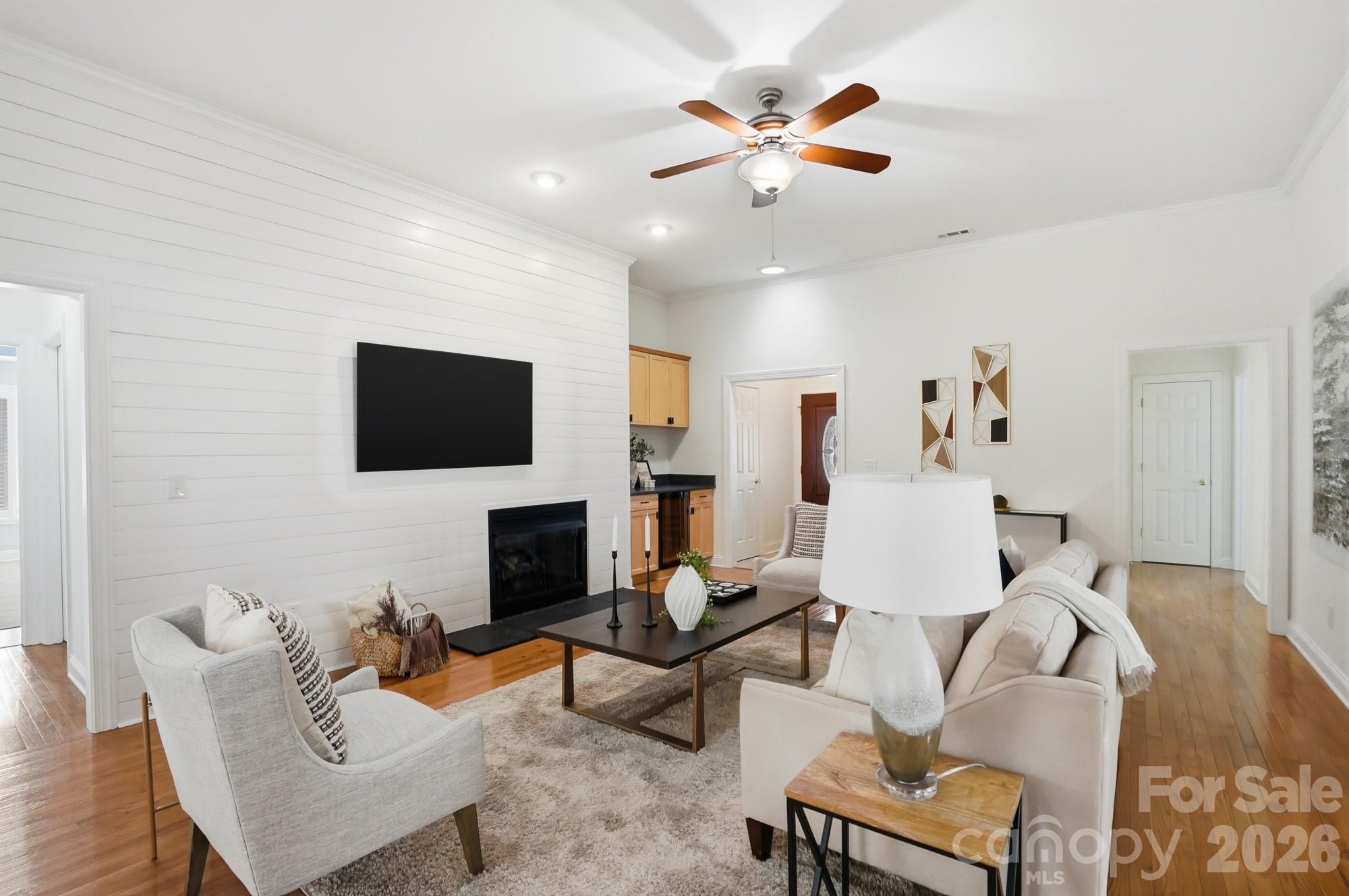 1330 Crown Ridge Drive