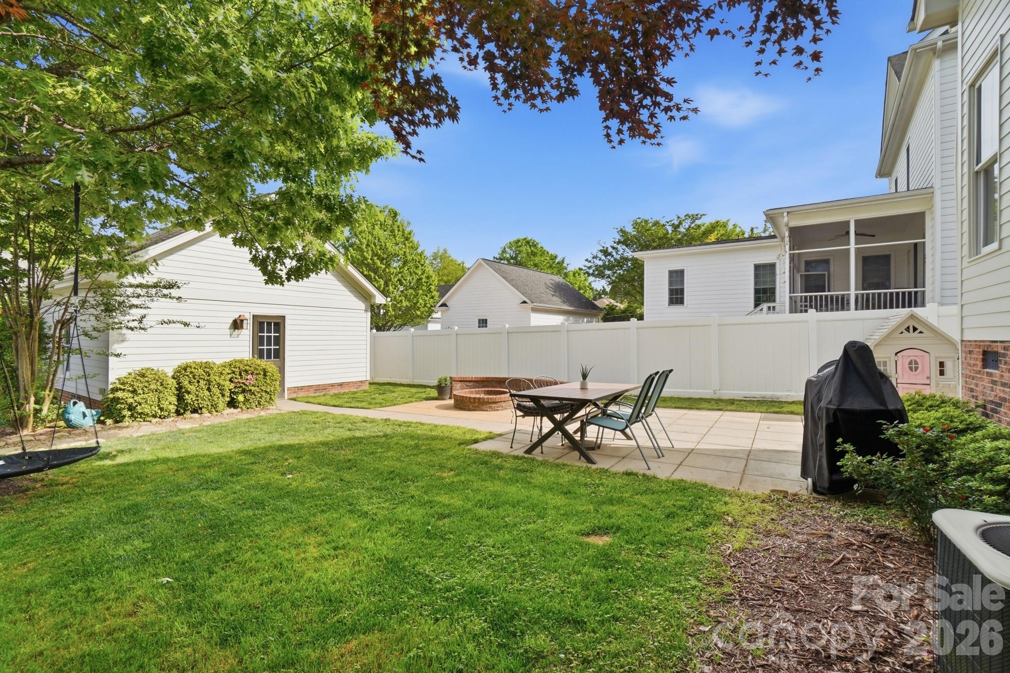 4333 Birkshire Heights