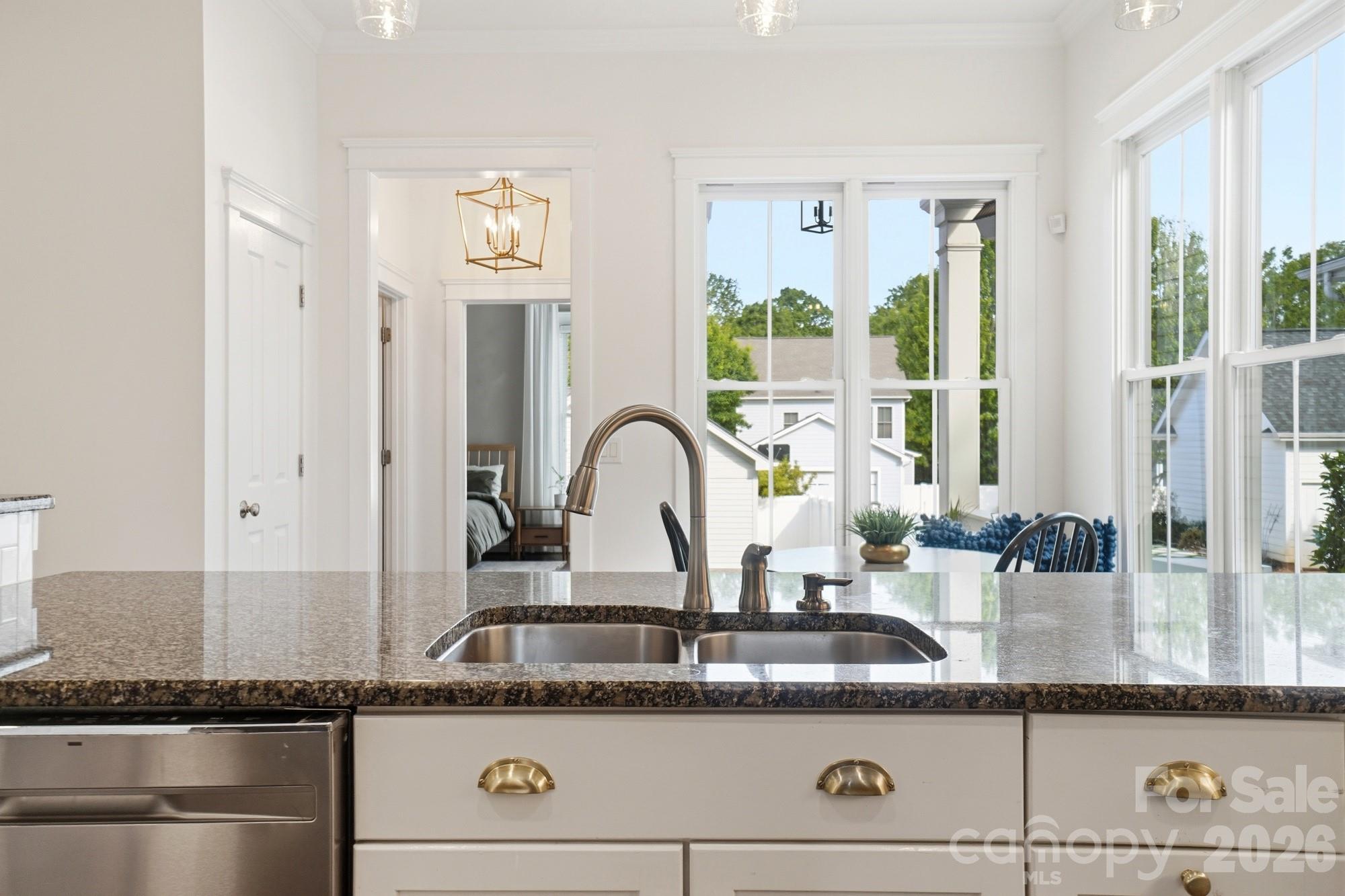 4333 Birkshire Heights