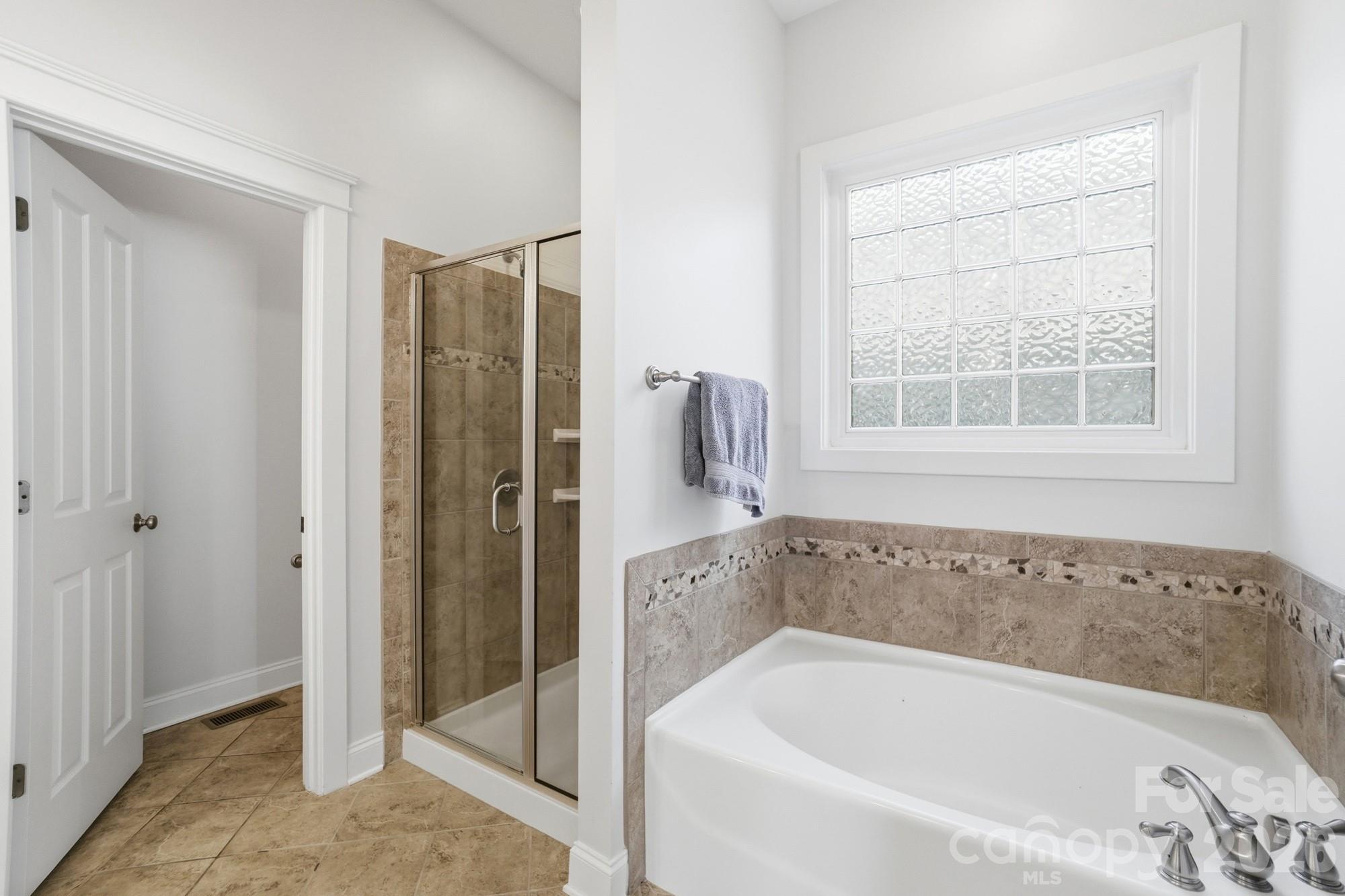 4333 Birkshire Heights