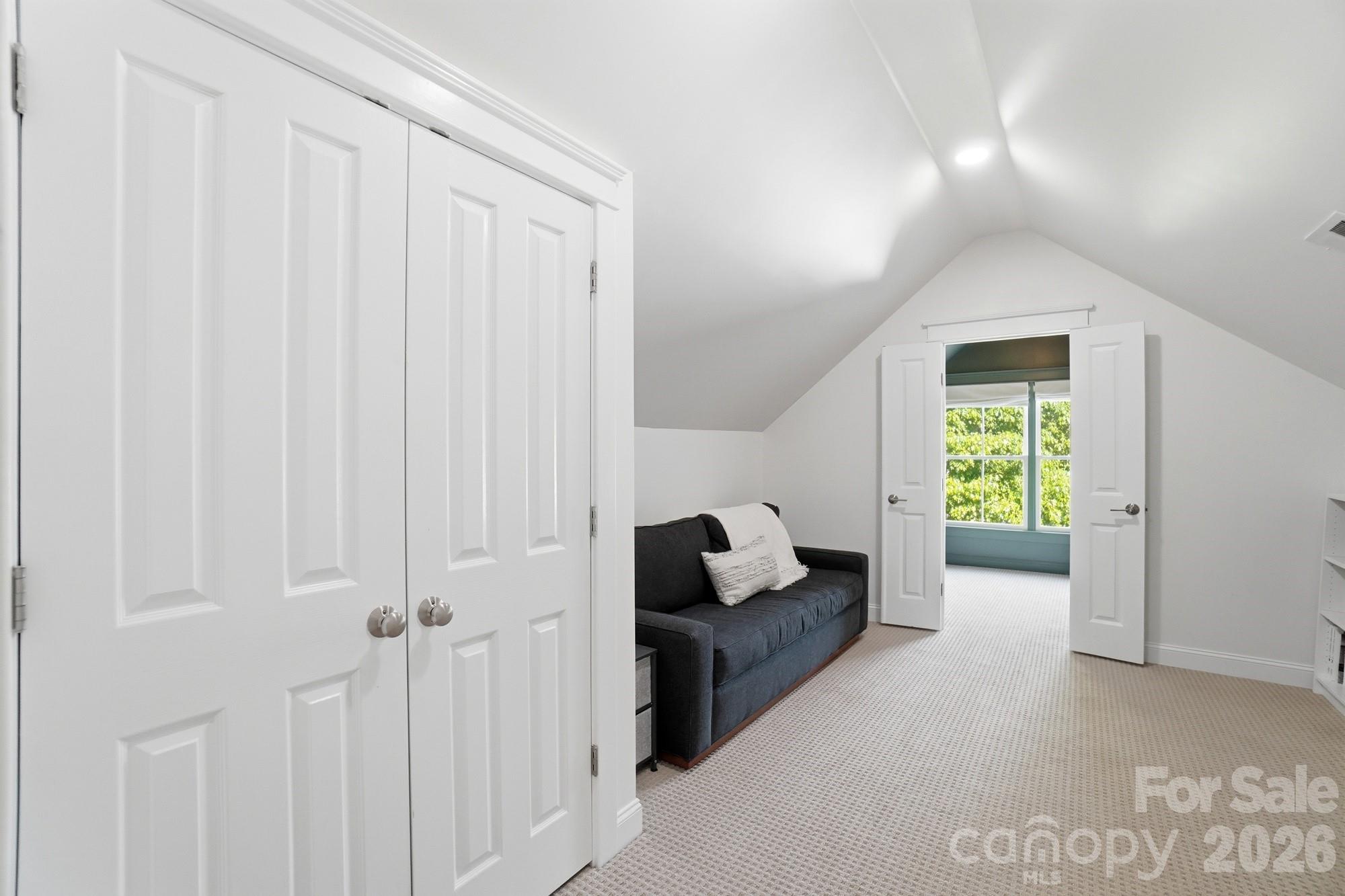 4333 Birkshire Heights