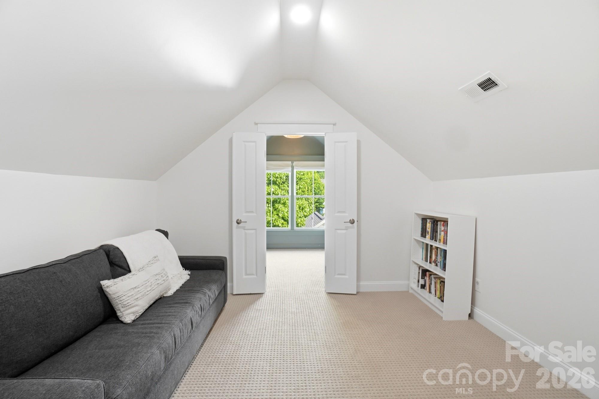 4333 Birkshire Heights