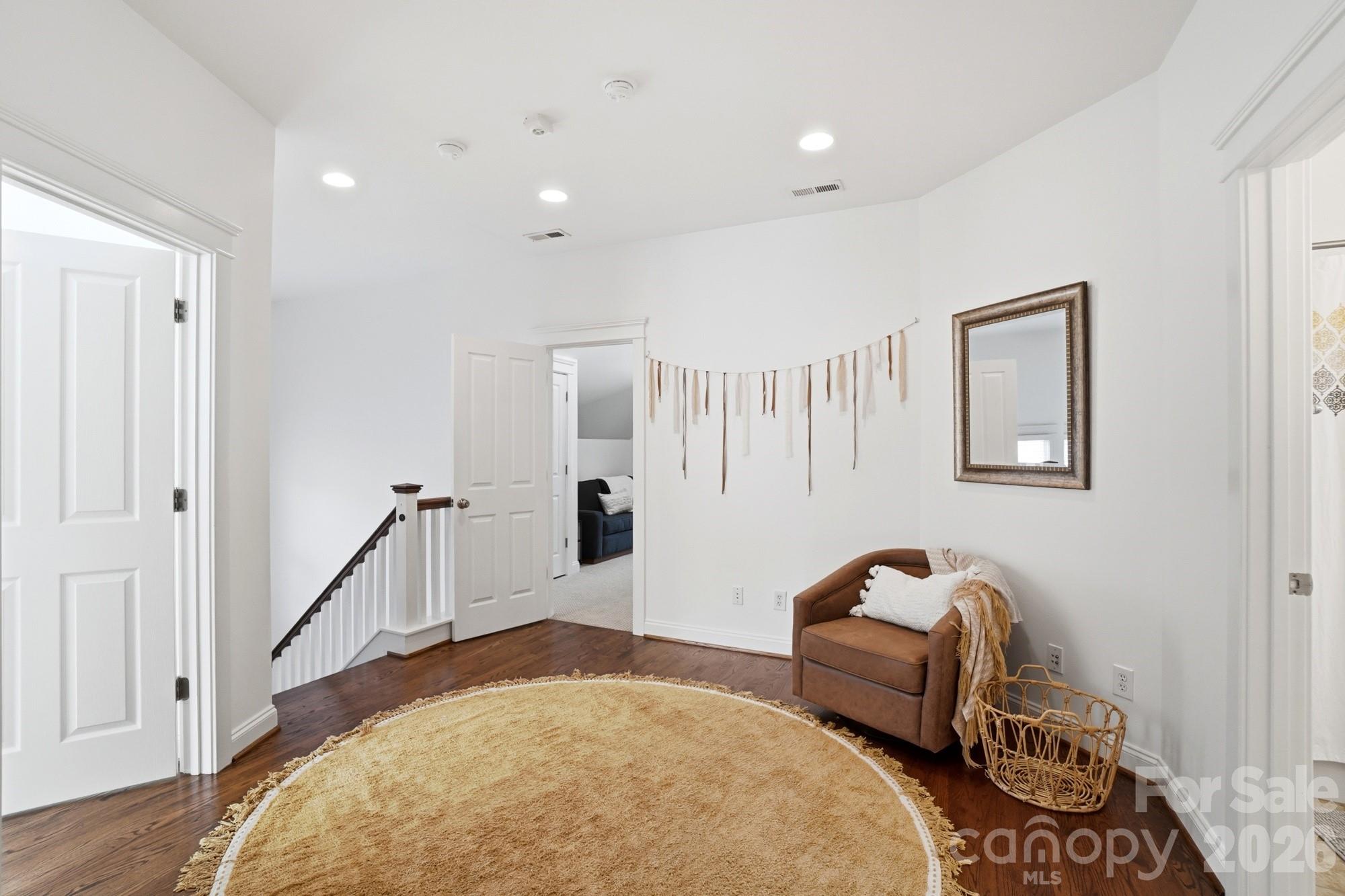 4333 Birkshire Heights