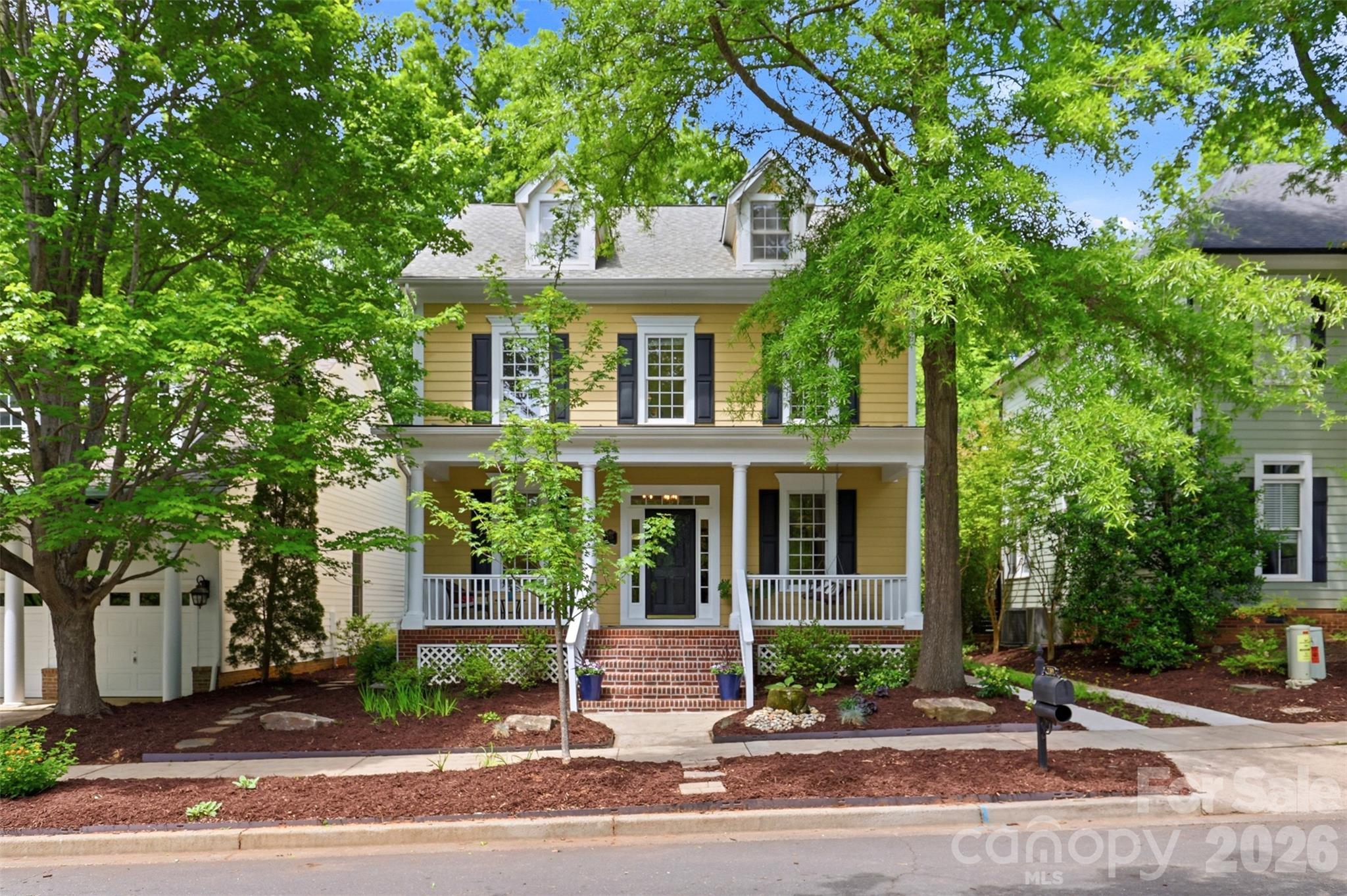 739 Julia Street
