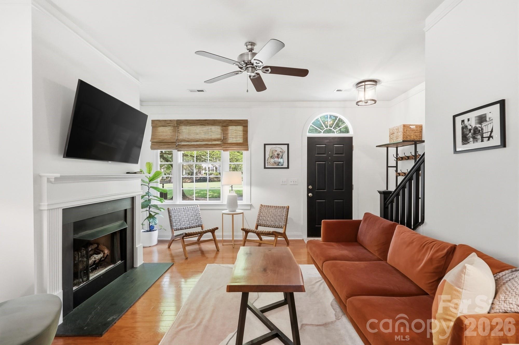 306 Elis Way