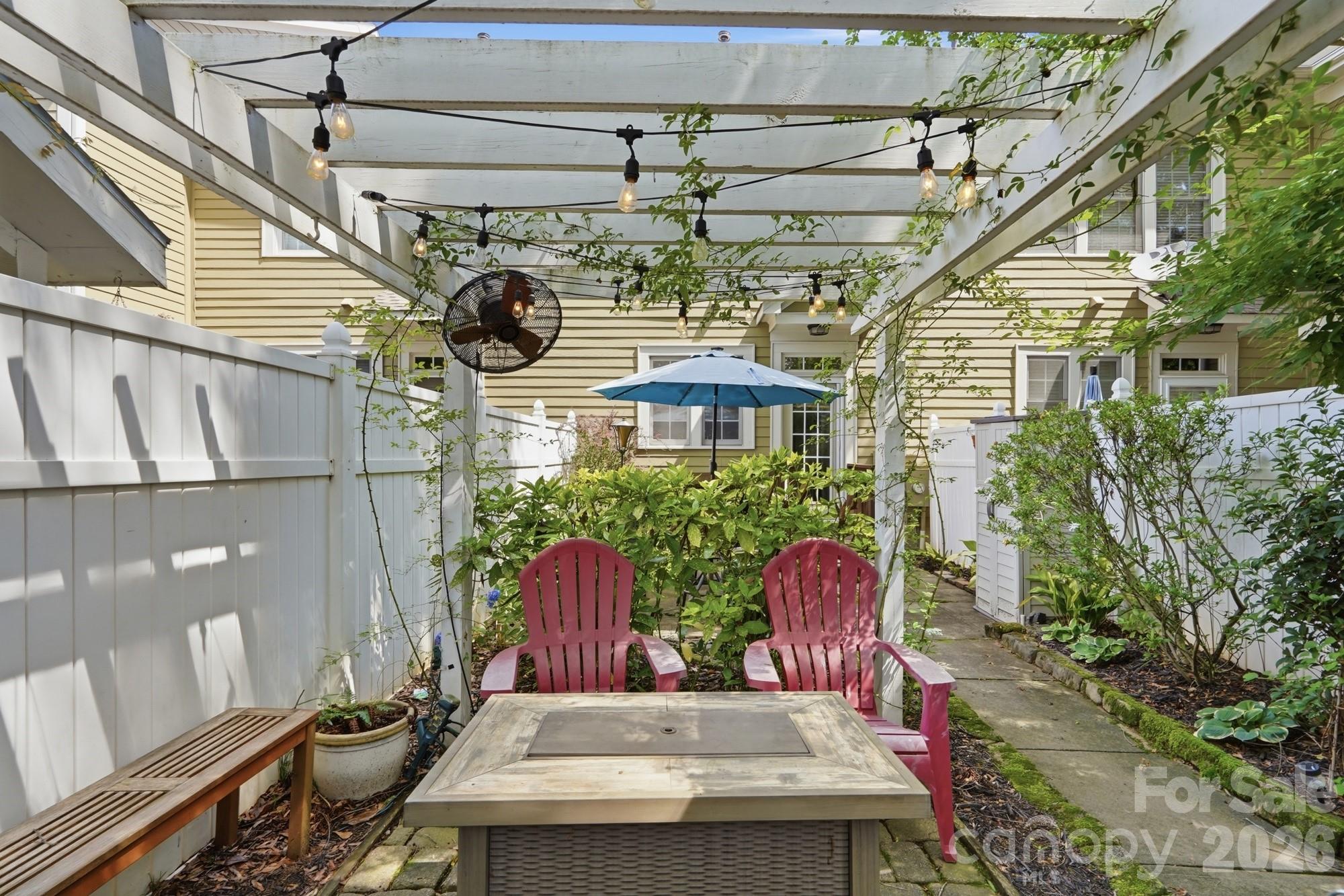 306 Elis Way